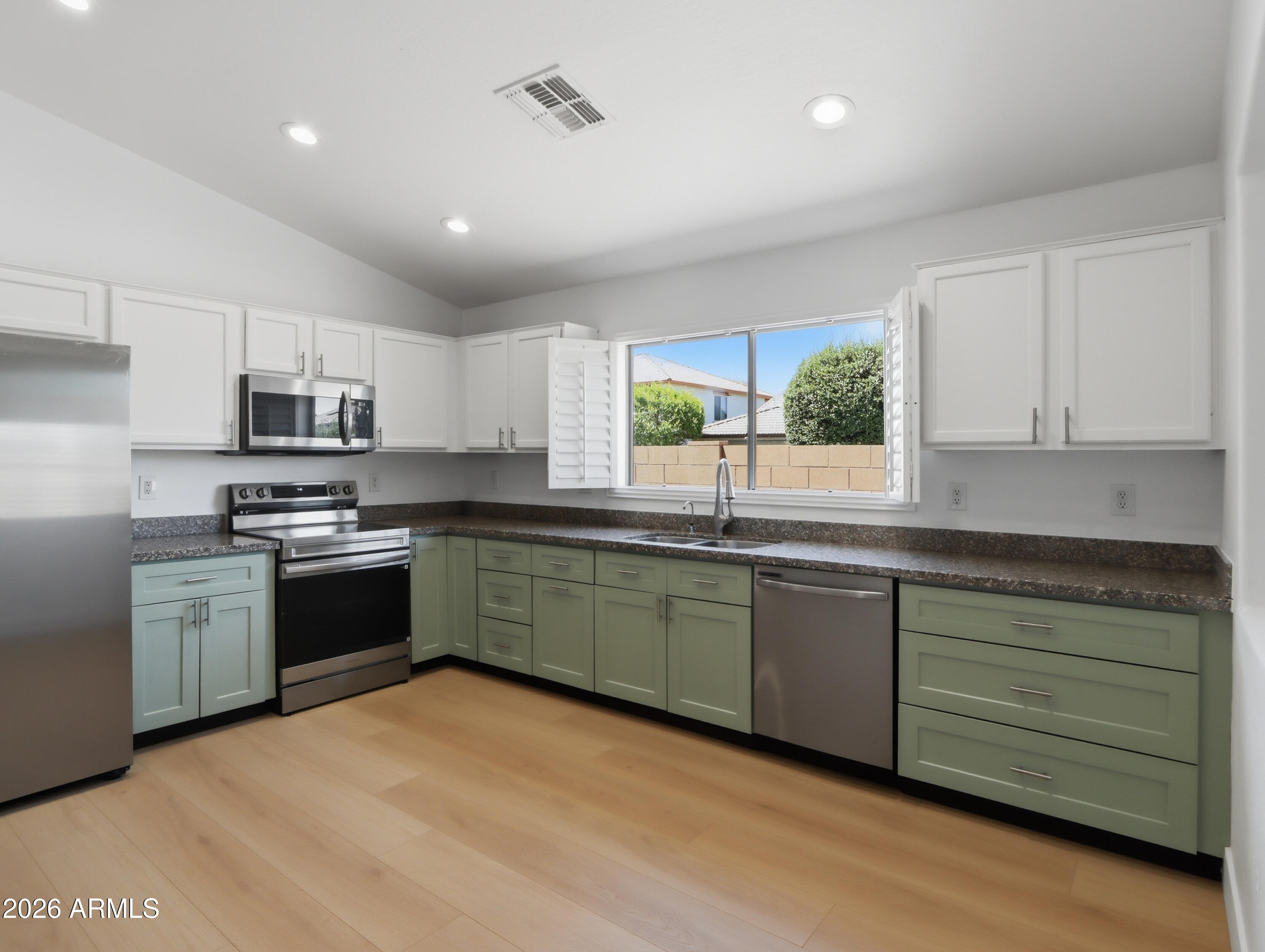 COUNTRY PLACE PHASE 4 PARCELS 11 12 AMD - Residential