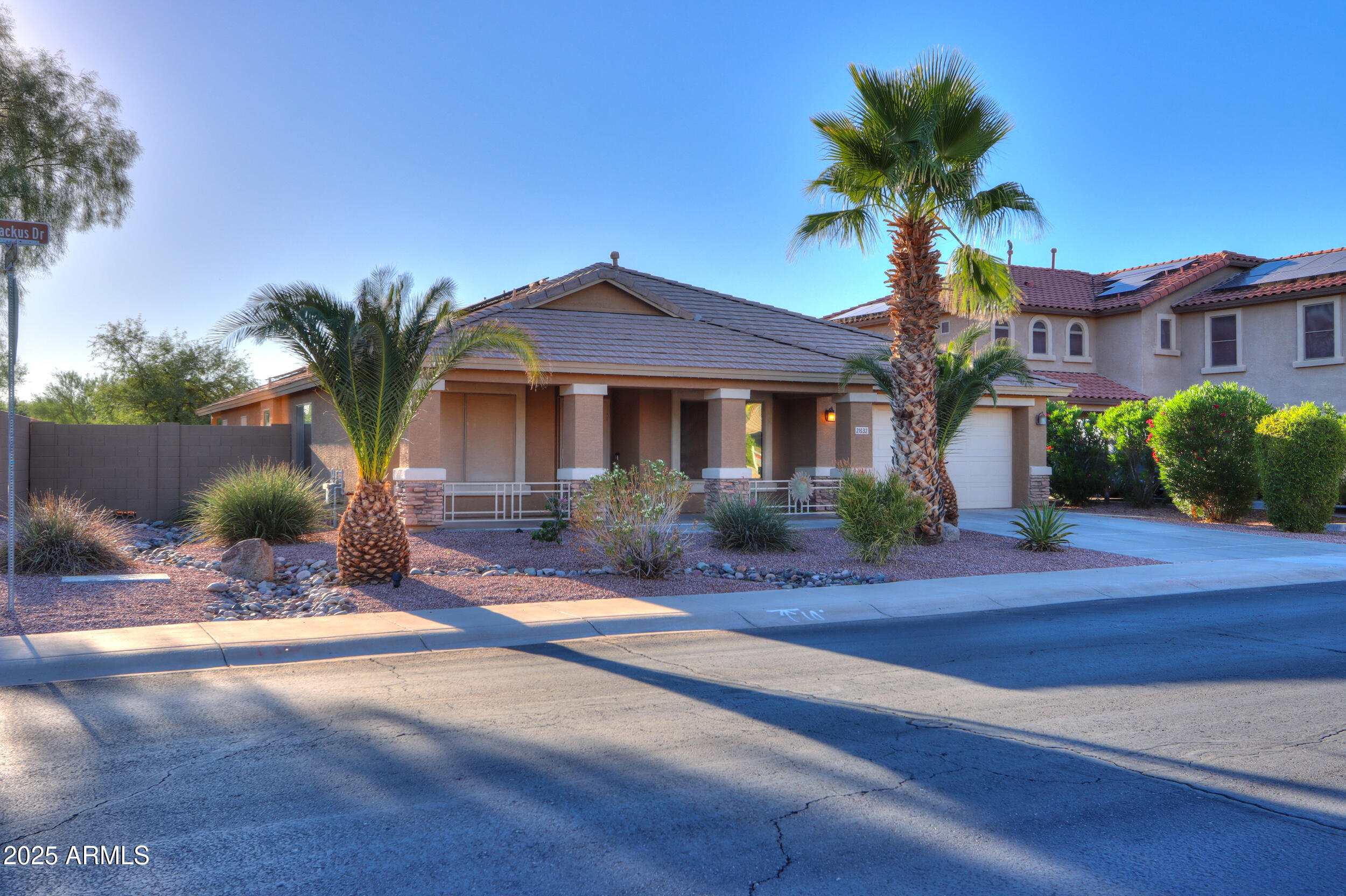 21532 N BACKUS Drive