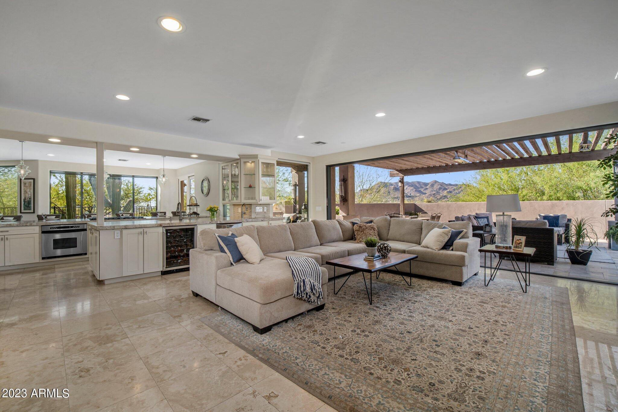 ECHO CANYON - Residential