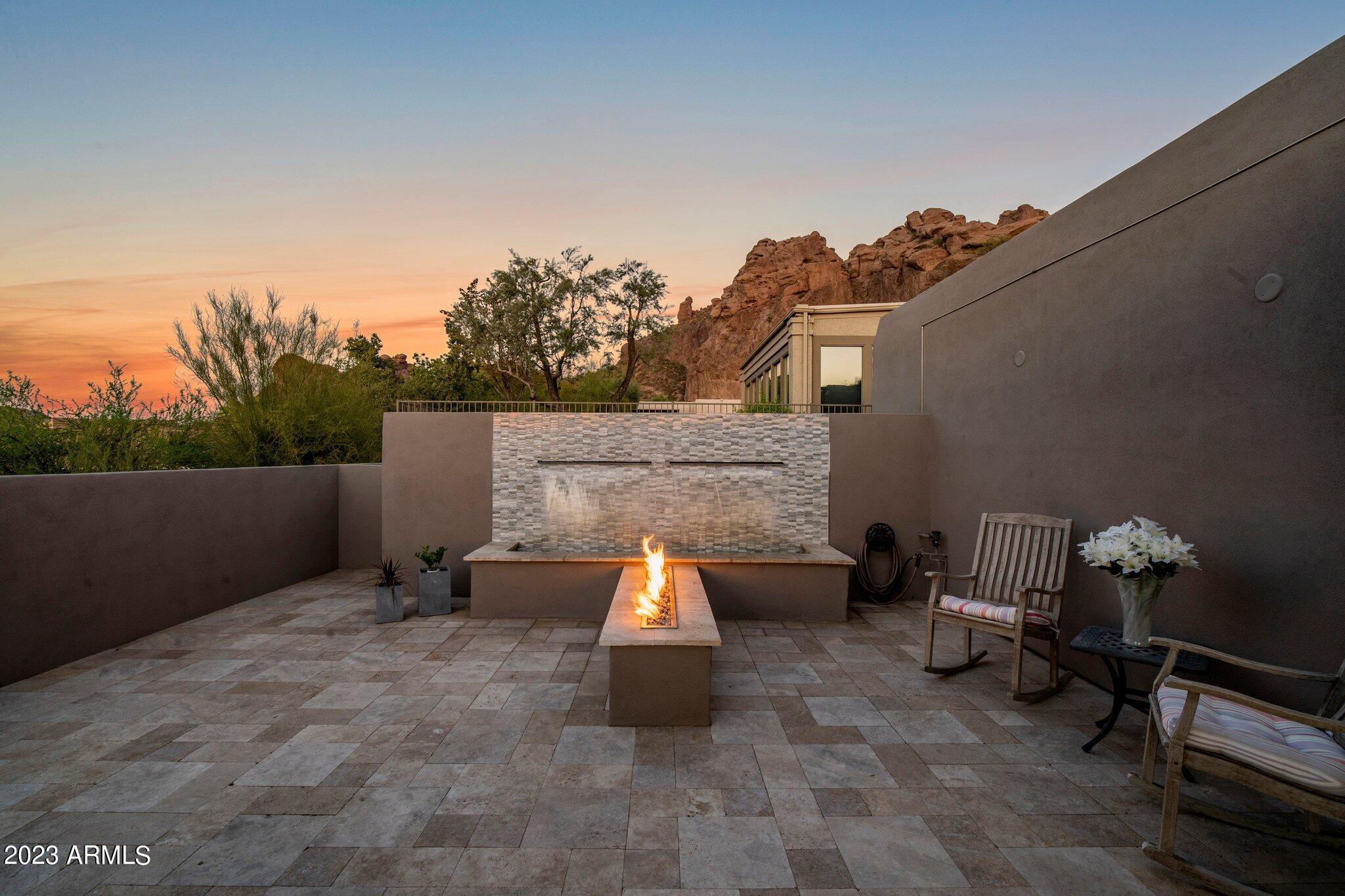 ECHO CANYON - Residential