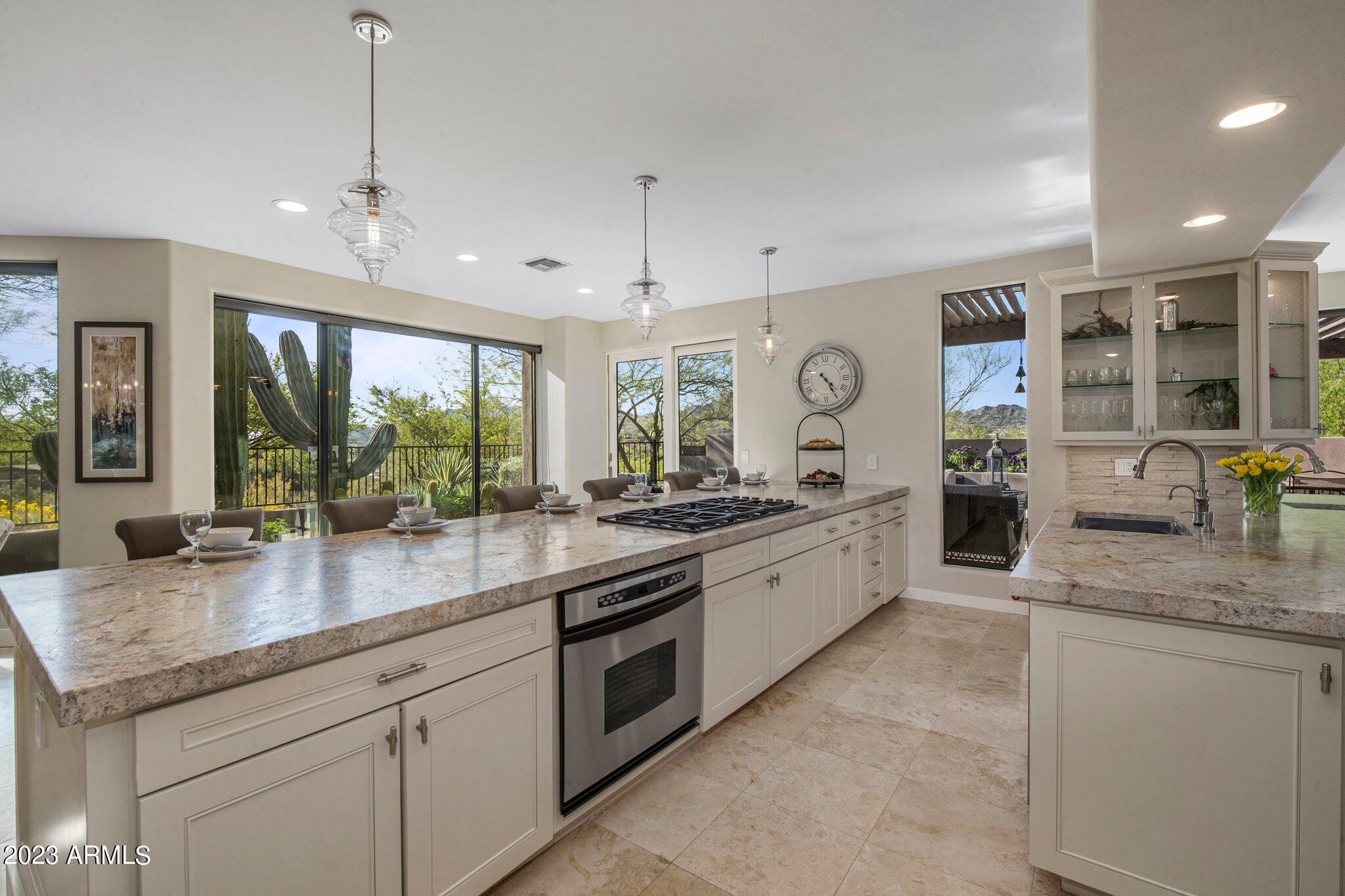 ECHO CANYON - Residential