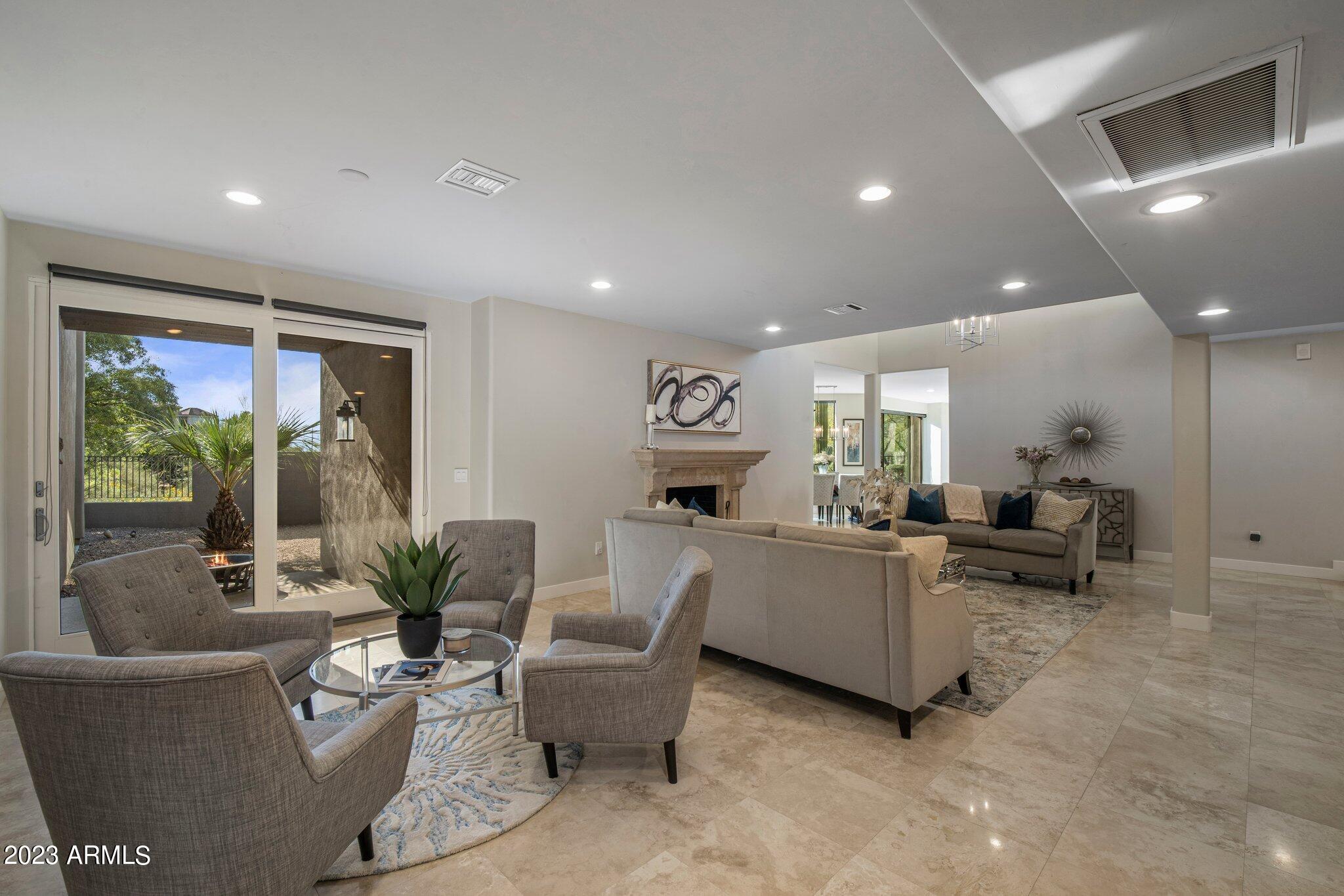 ECHO CANYON - Residential