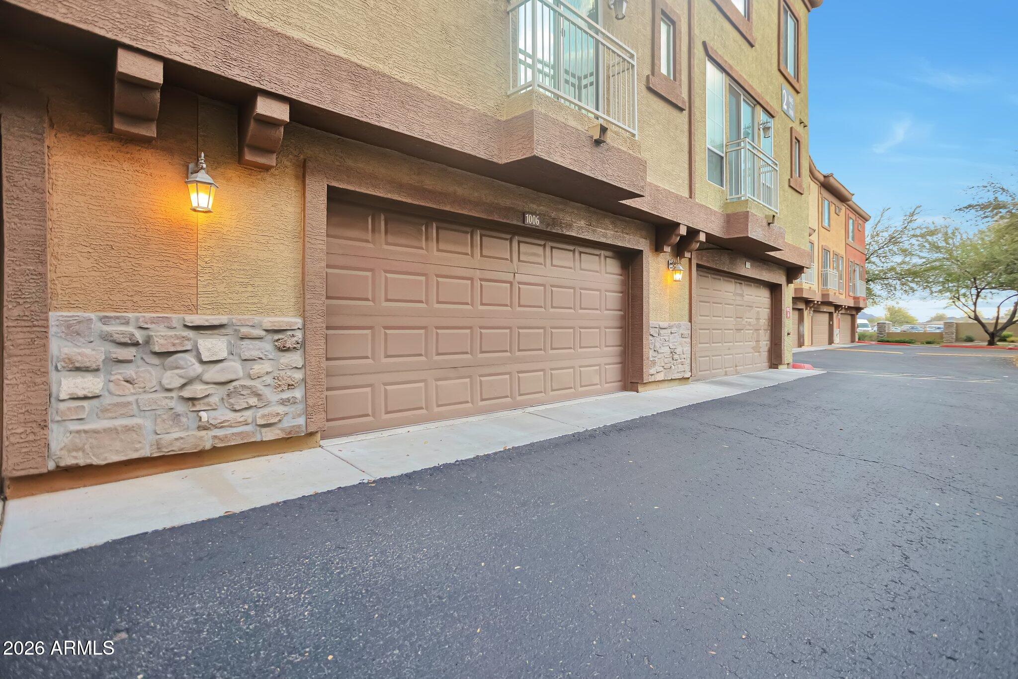 1920 E BELL Road 1006