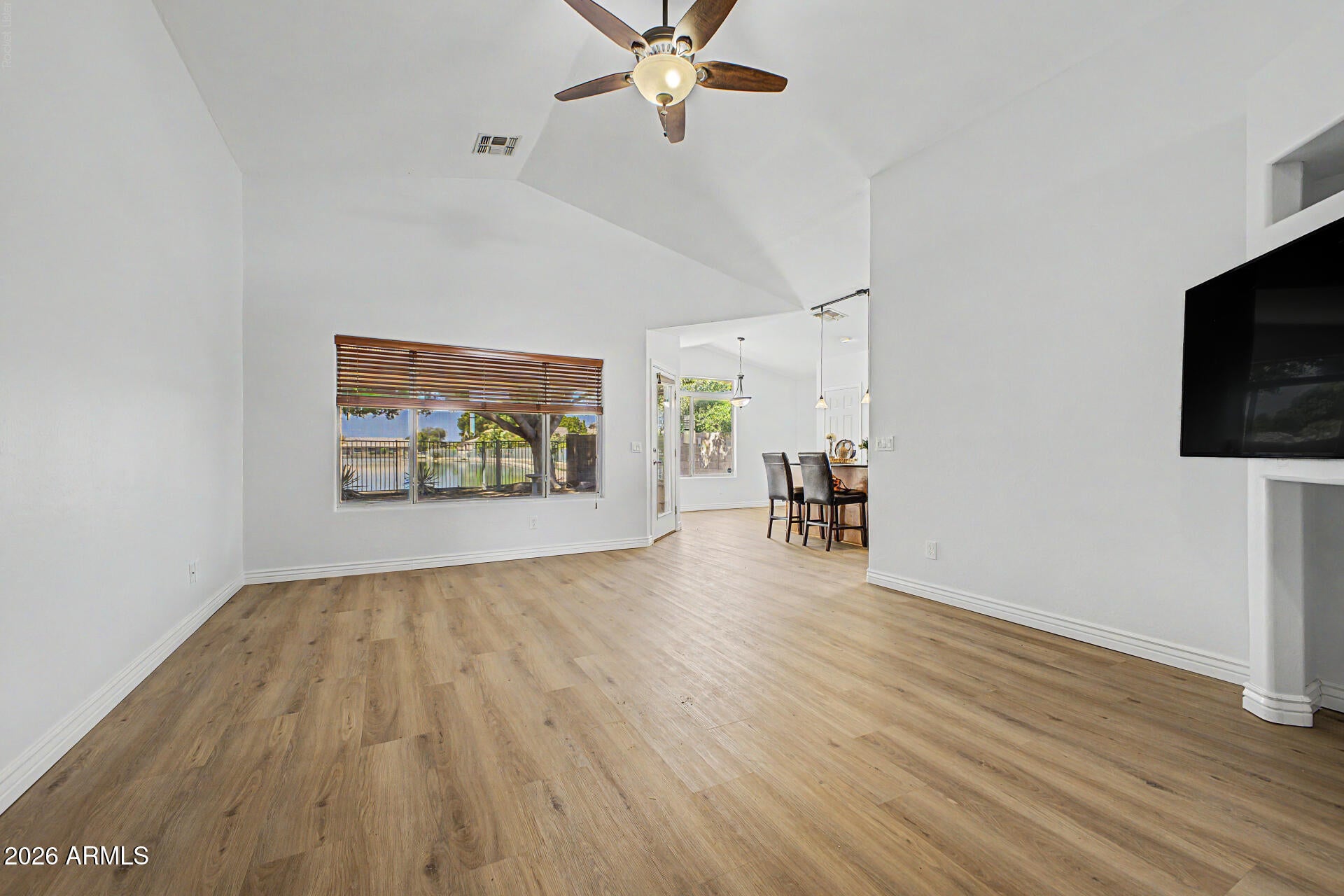 1814 N 108TH Avenue