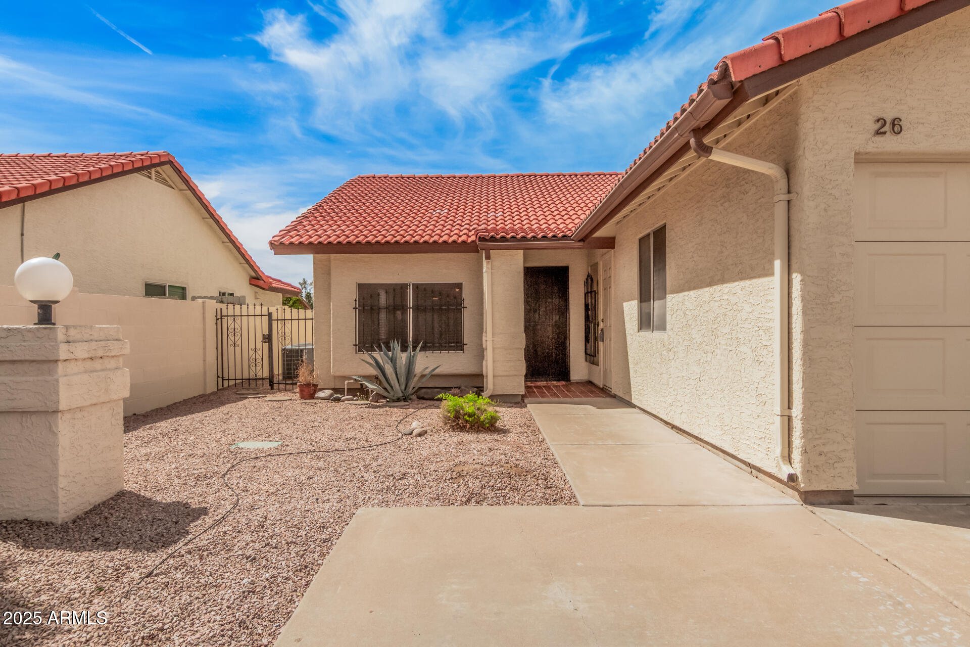 542 S HIGLEY Road 26