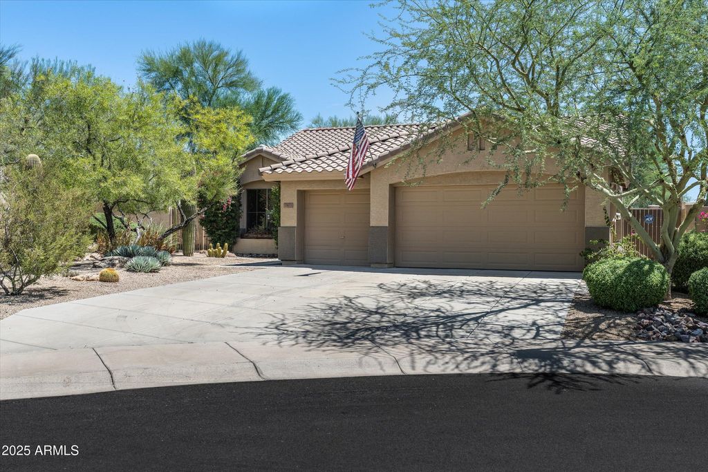 Photo of 7873 E Tailspin Lane, Scottsdale, AZ 85255 (MLS # 6910729)