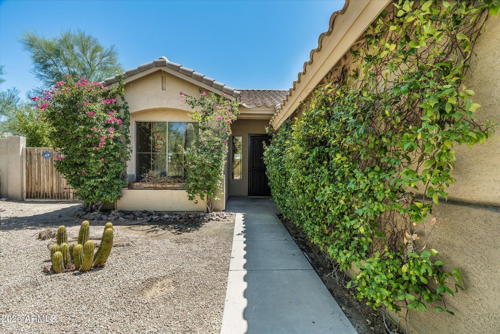 Photo of 7873 E Tailspin Lane, Scottsdale, AZ 85255 (MLS # 6910729)