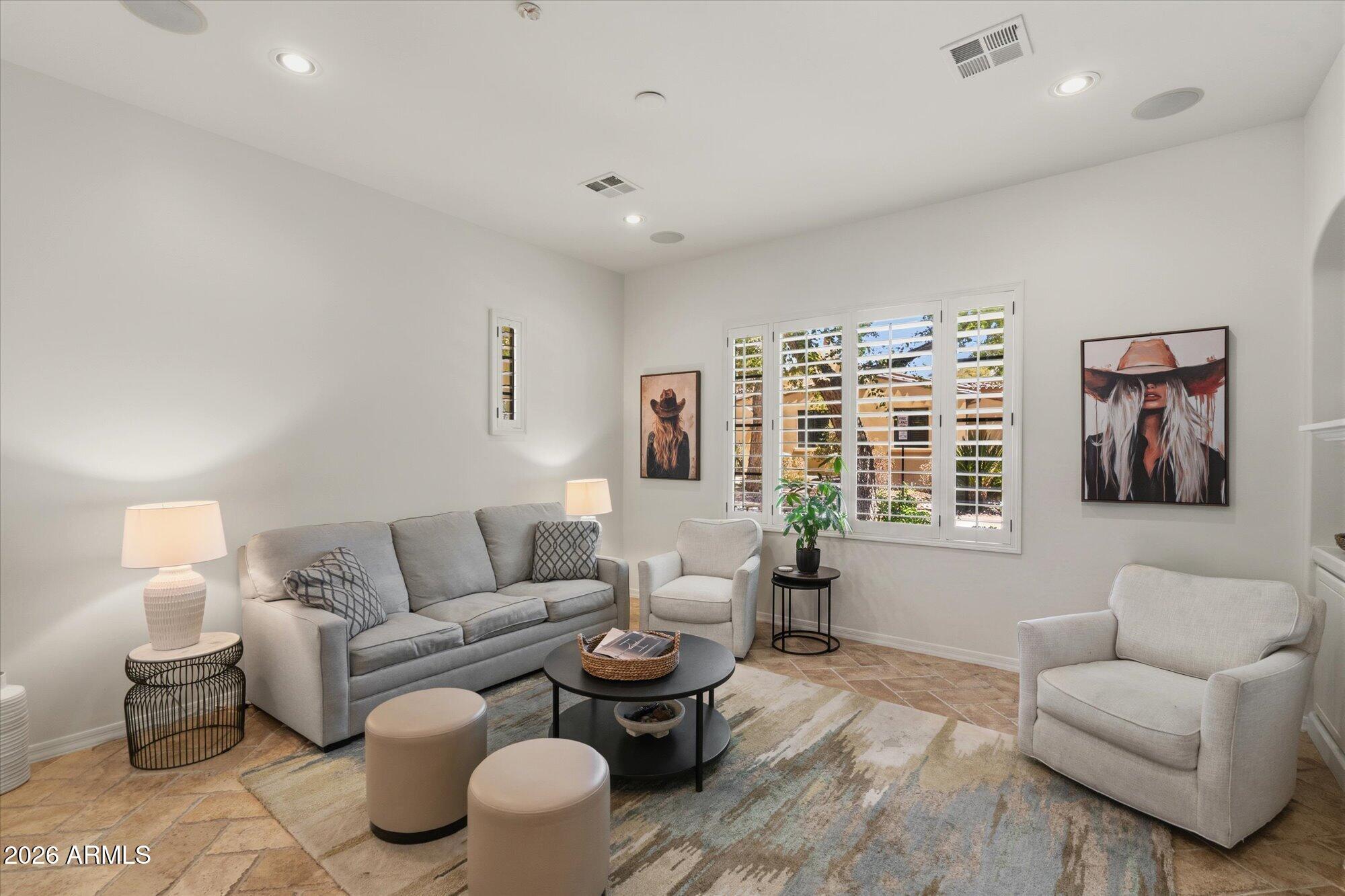 18650 N THOMPSON PEAK Parkway 1056