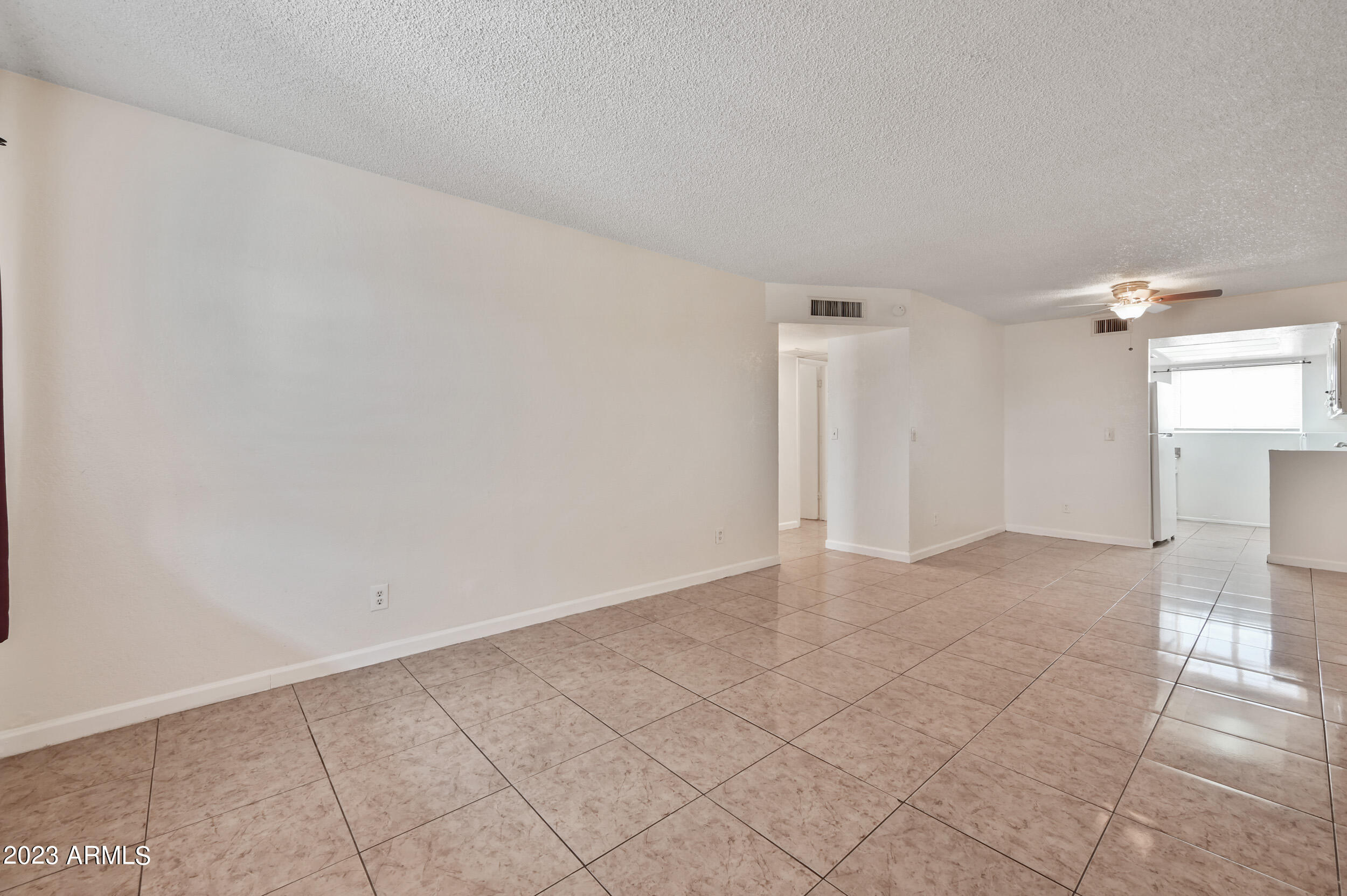 1815 N Spring -- Apt 202