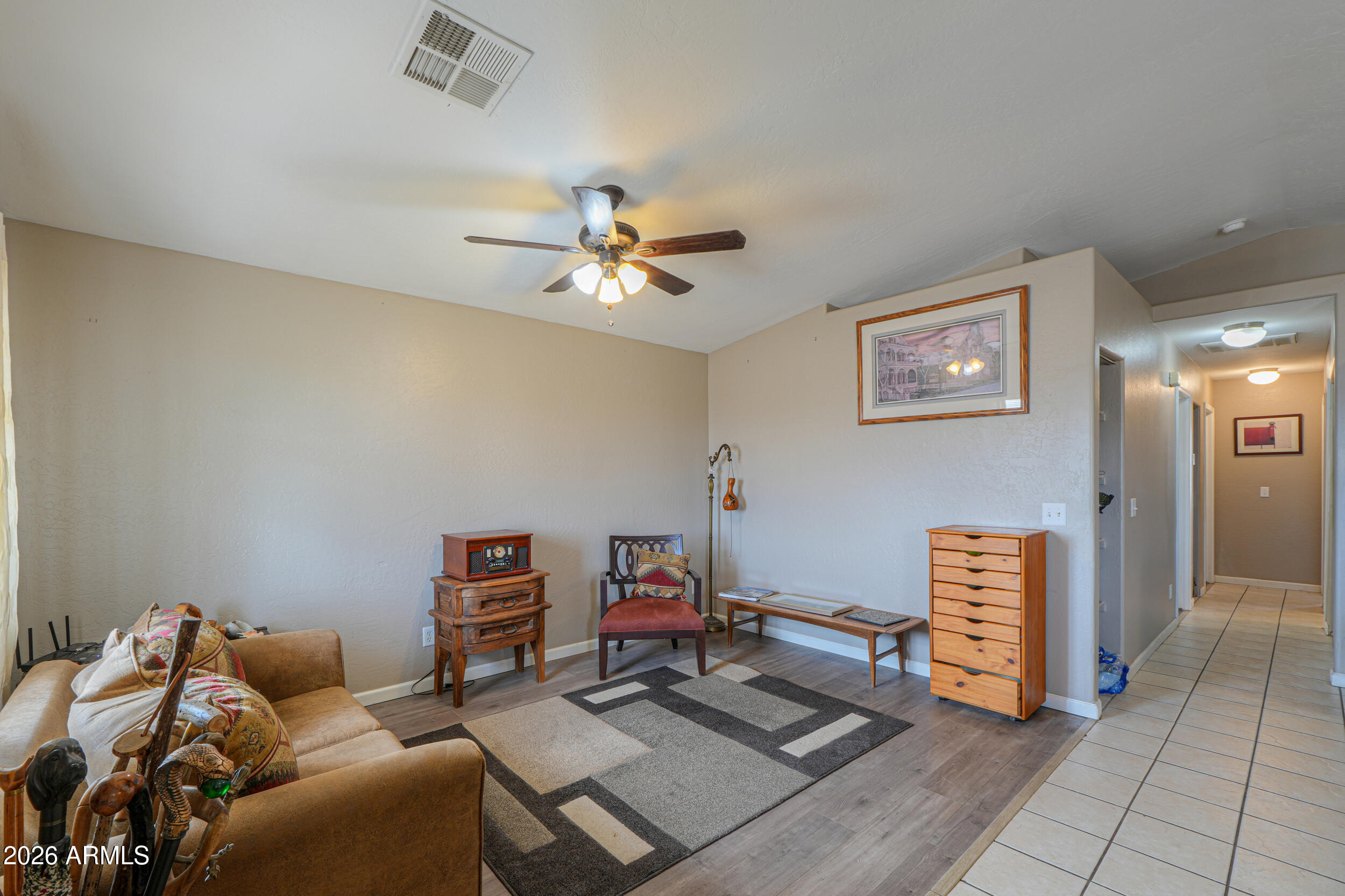 8210 W CONCORDIA Drive