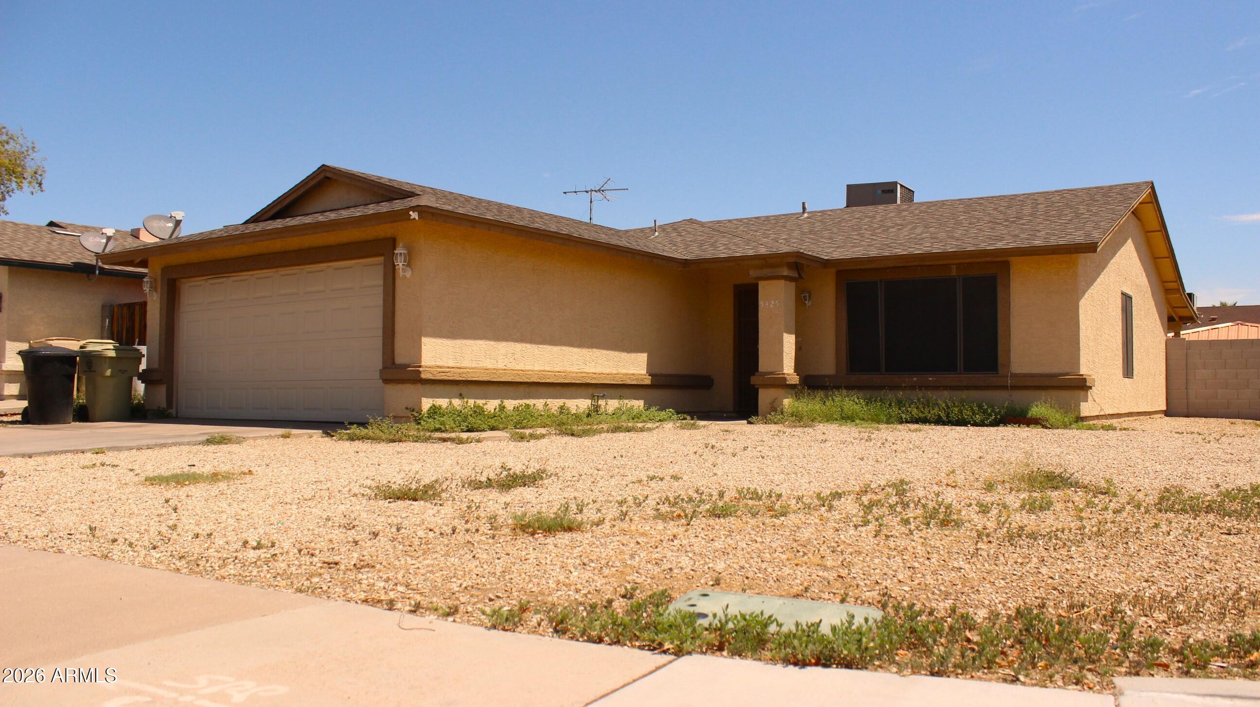 5425 N 74 Drive