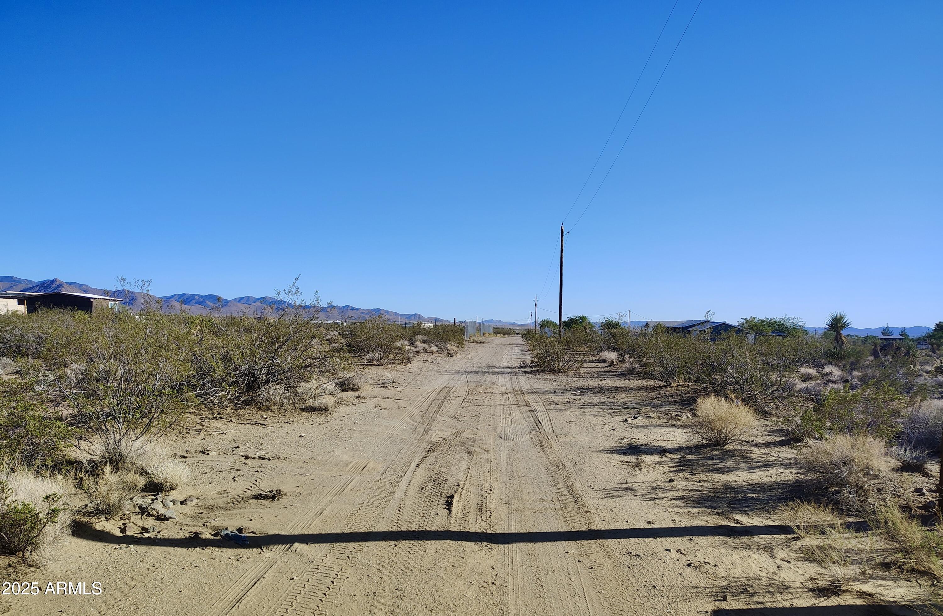 15613 N FLORES Drive