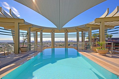 2402 E ESPLANADE Lane 401 Phoenix AZ 85016