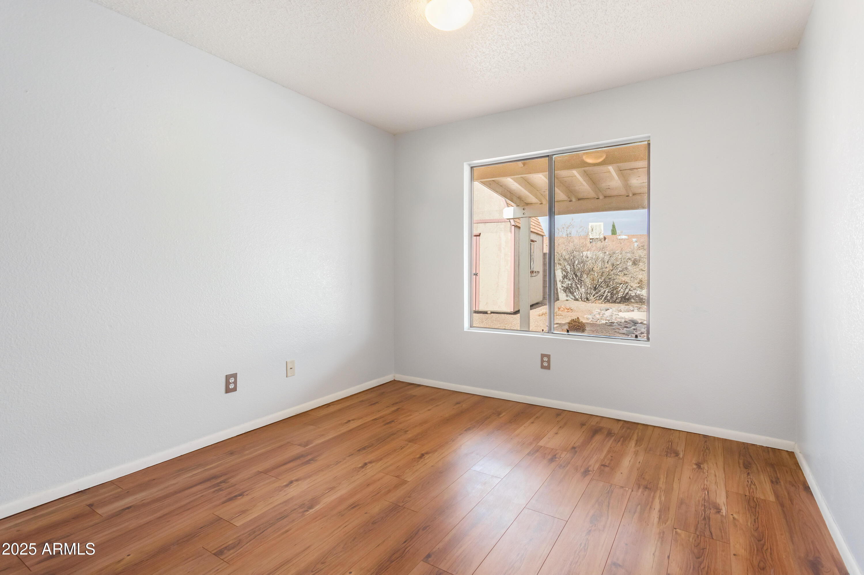 EAGLE RIDGE - Residential