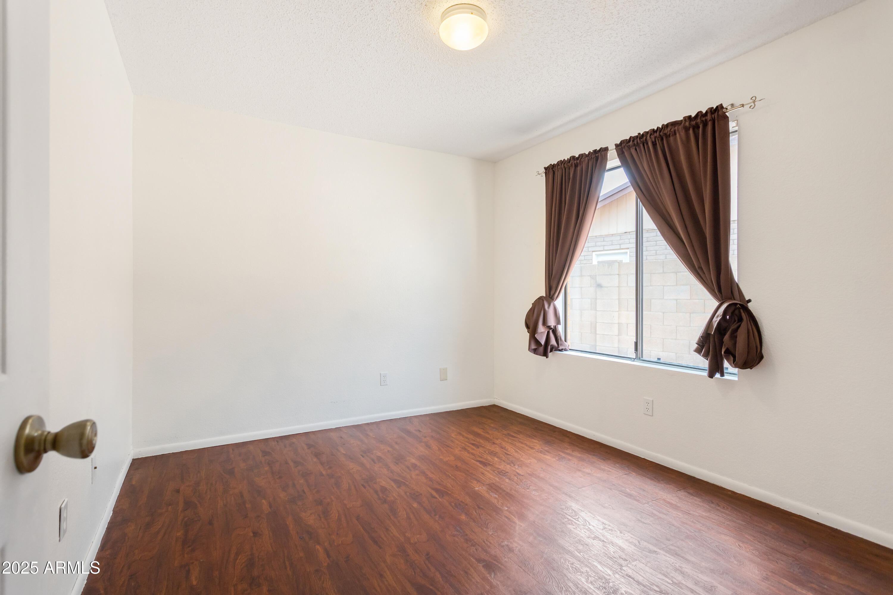 EAGLE RIDGE - Residential