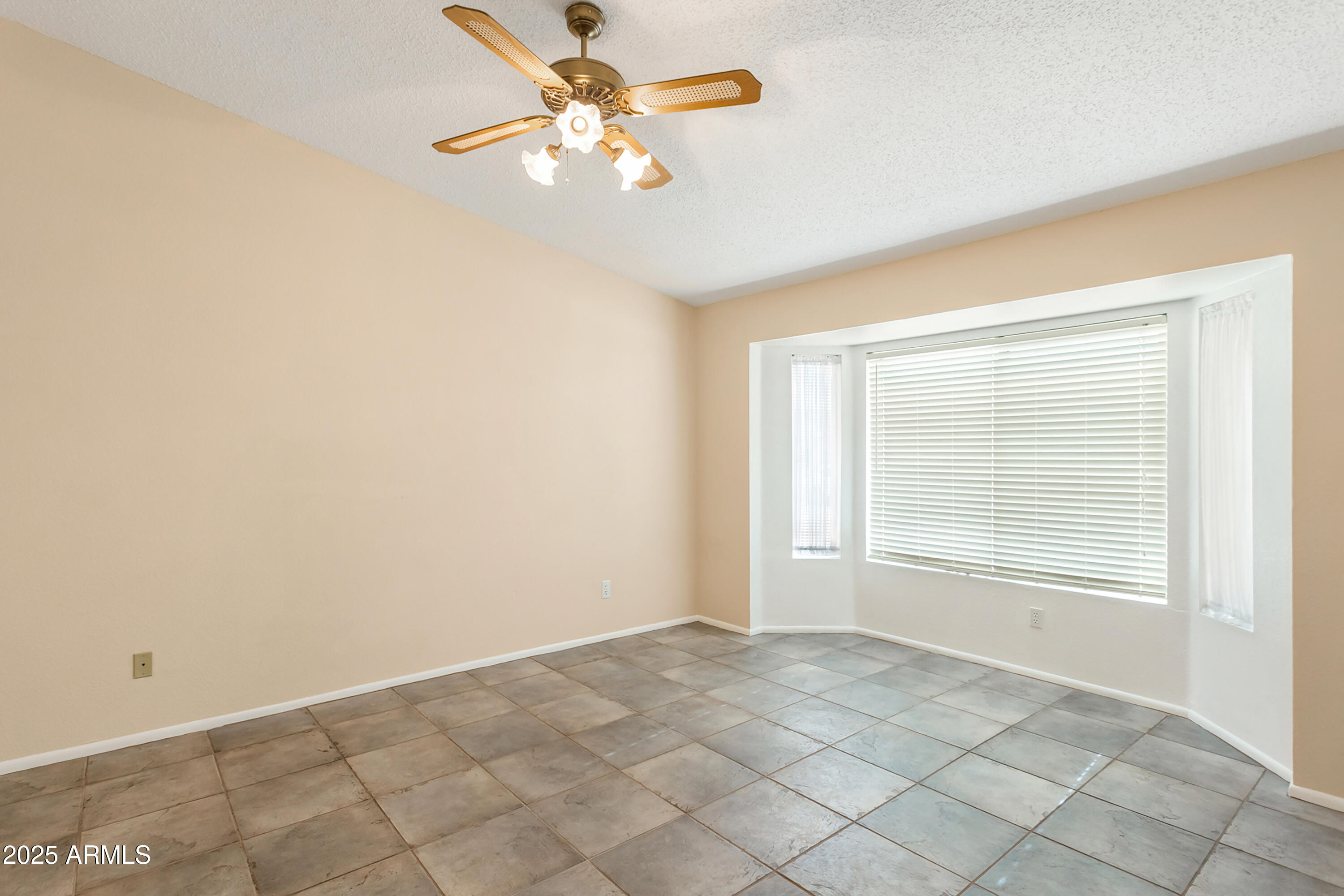 EAGLE RIDGE - Residential