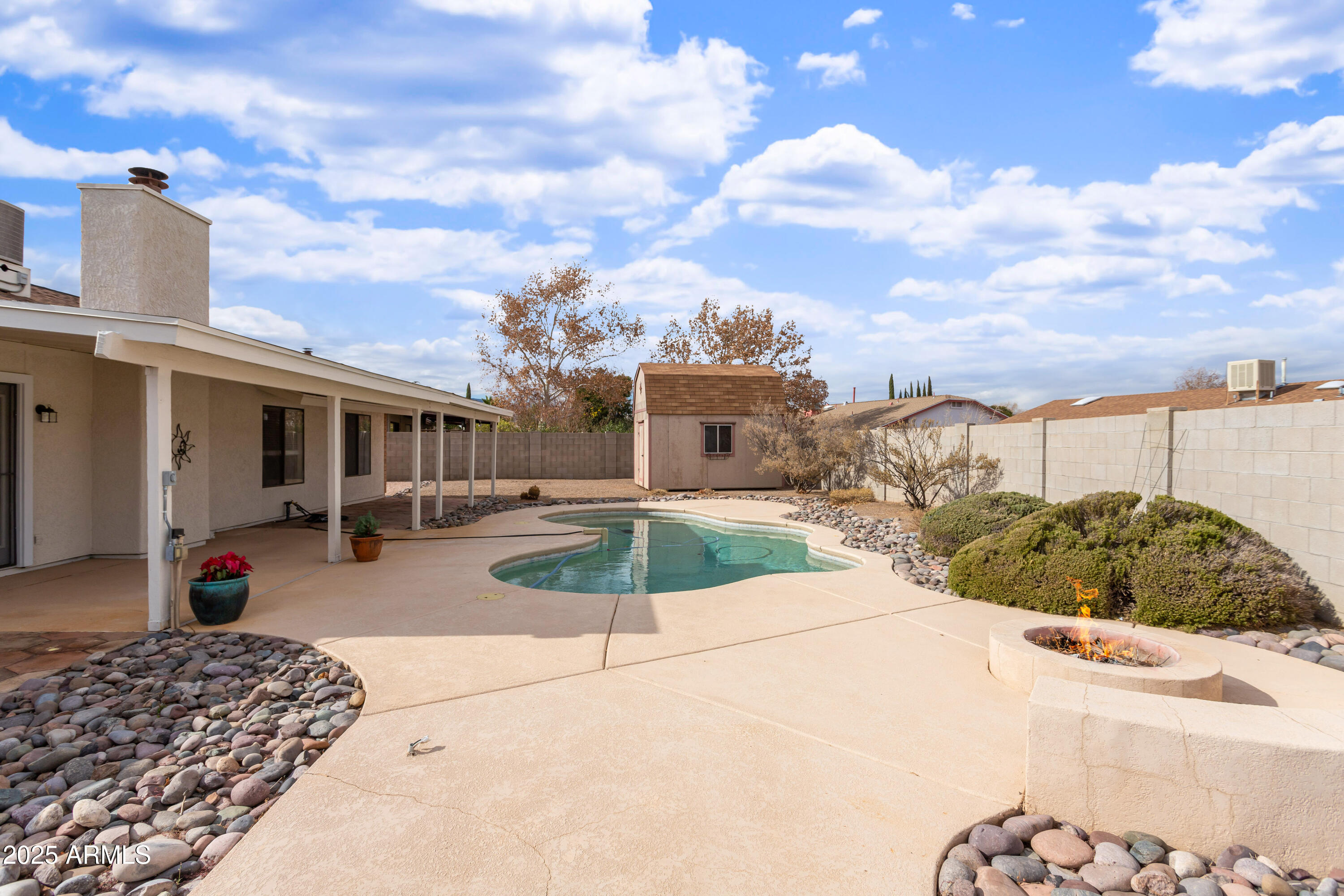 EAGLE RIDGE - Residential