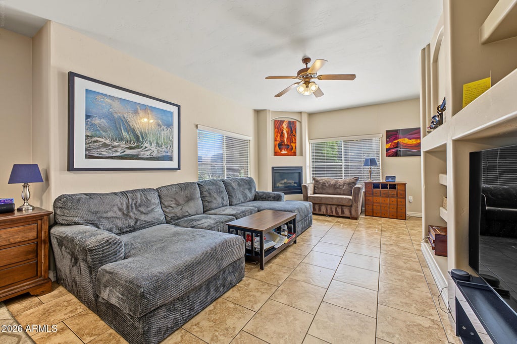 Photo of 5450 E Deer Valley Drive #1222, Phoenix, AZ 85054 (MLS # 7095493)