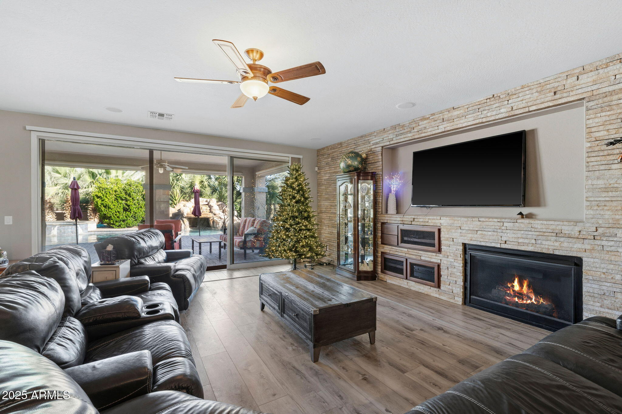 21256 E WAVERLY Drive