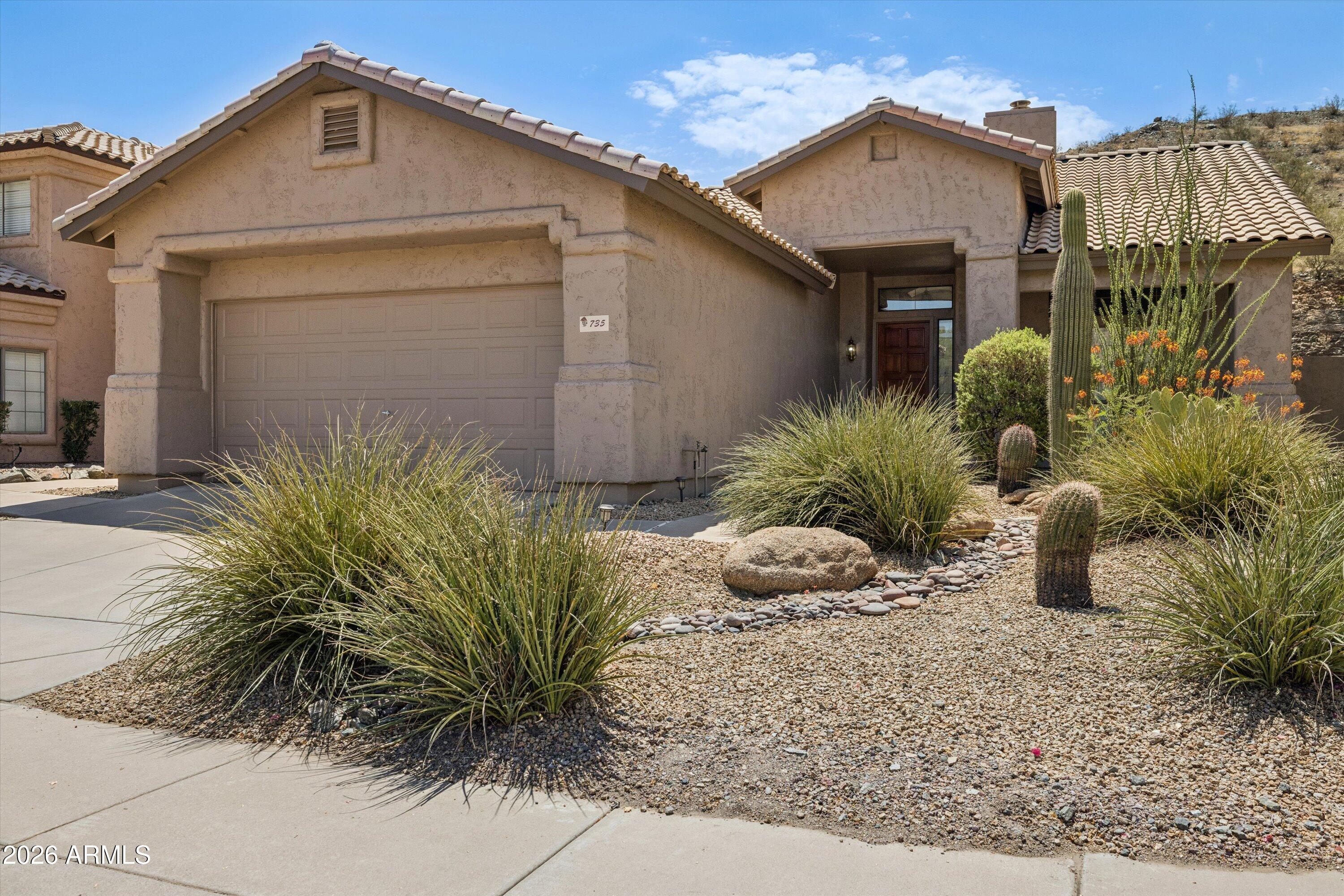 Properties 2 735 E GOLDENROD Street