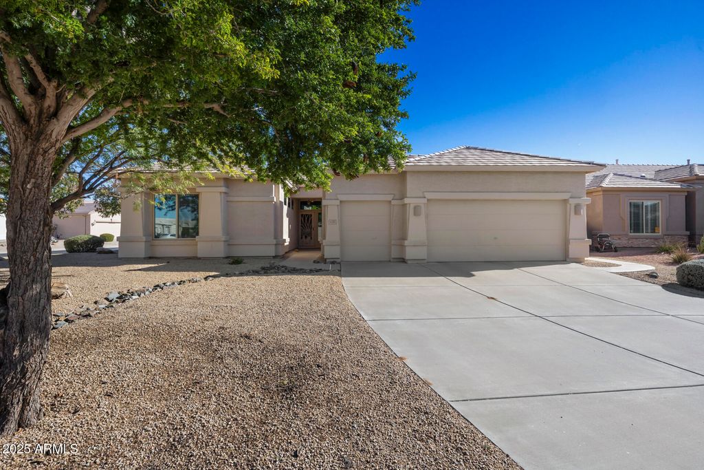 Photo of 6745 S Bedford Court, Chandler, AZ 85249 (MLS # 6961431)
