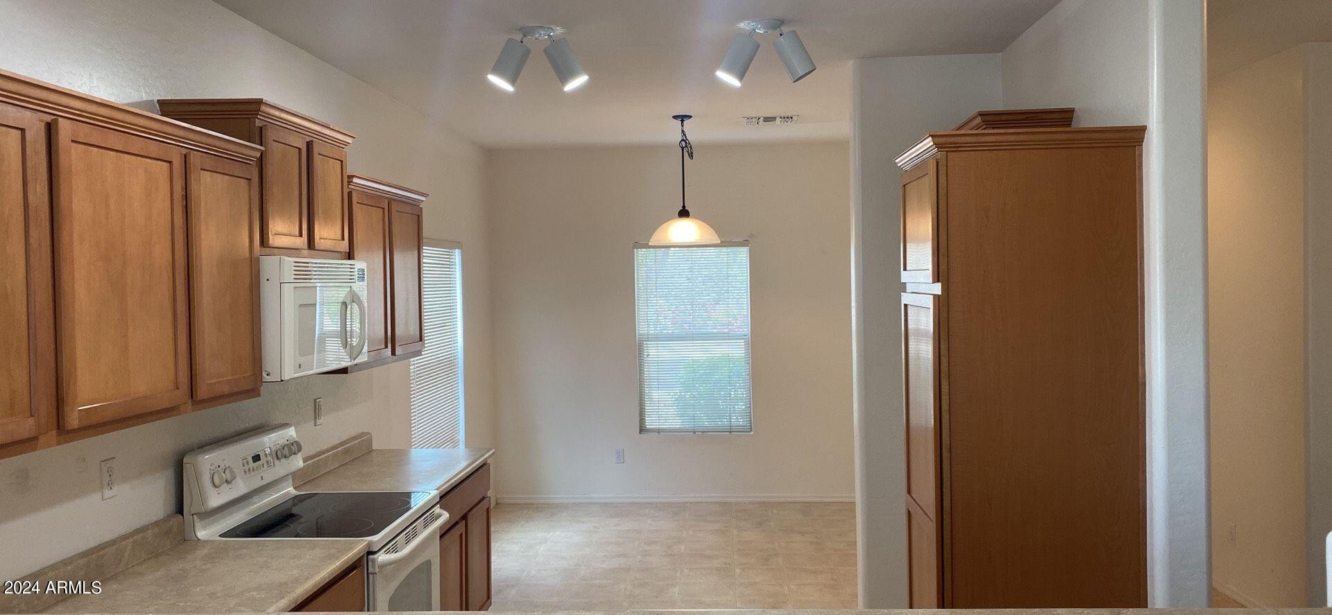 5257 W SHUMWAY FARM Road