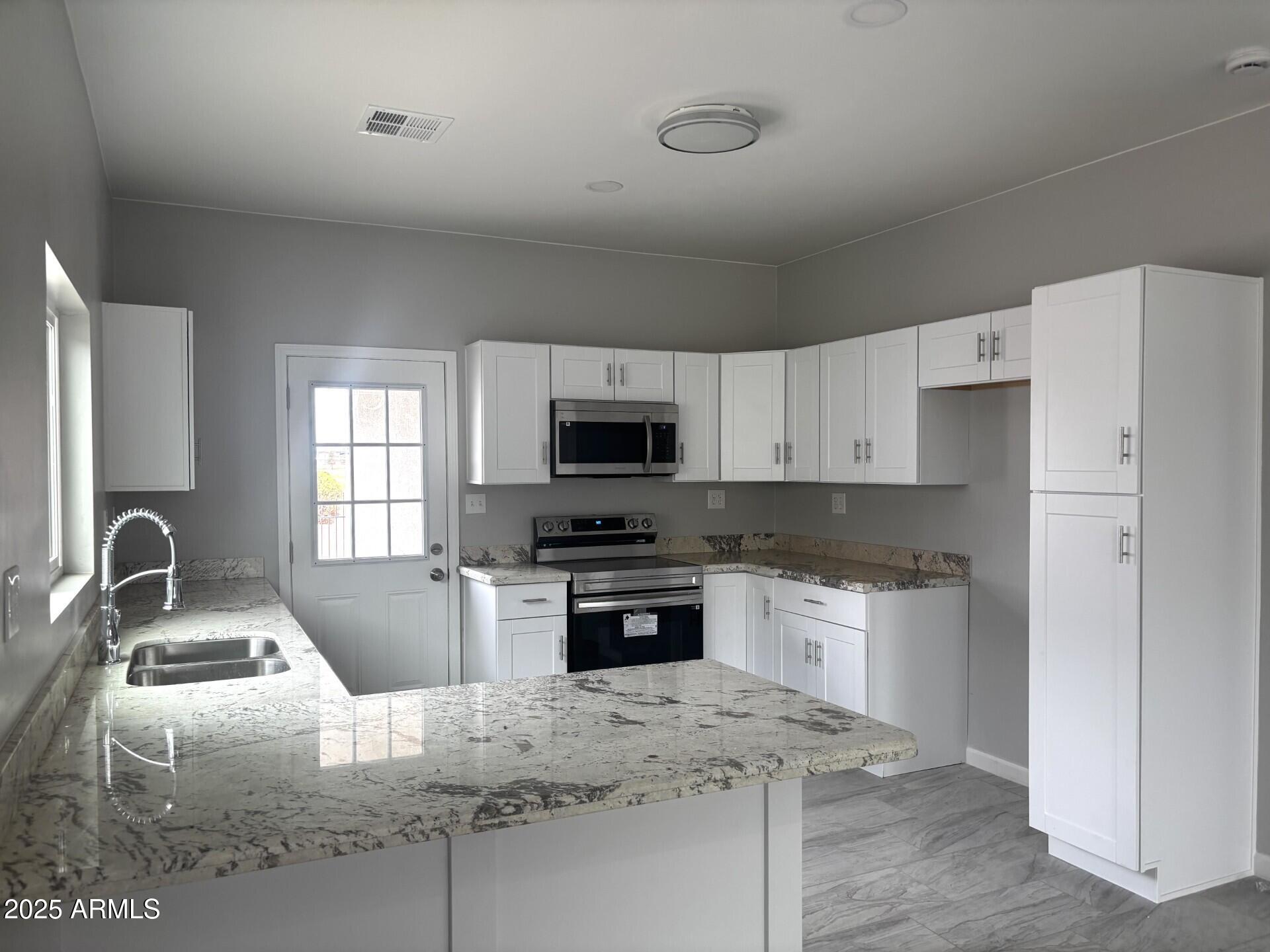 Homes 2 3540 Camino del Rancho --