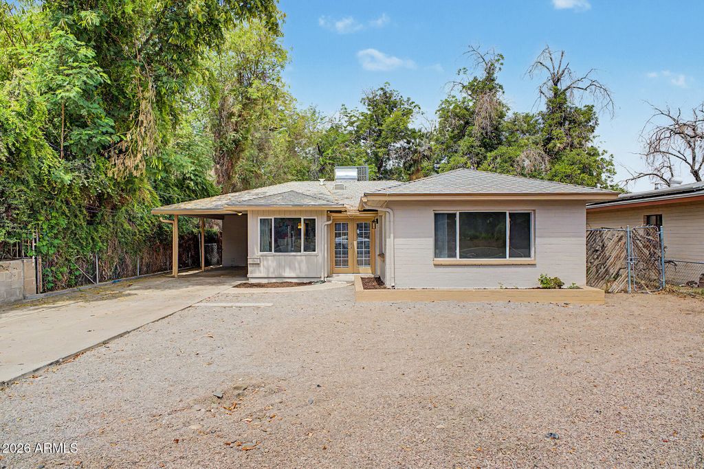 Photo of 6620 N 60th Avenue, Glendale, AZ 85301 (MLS # 7031264)