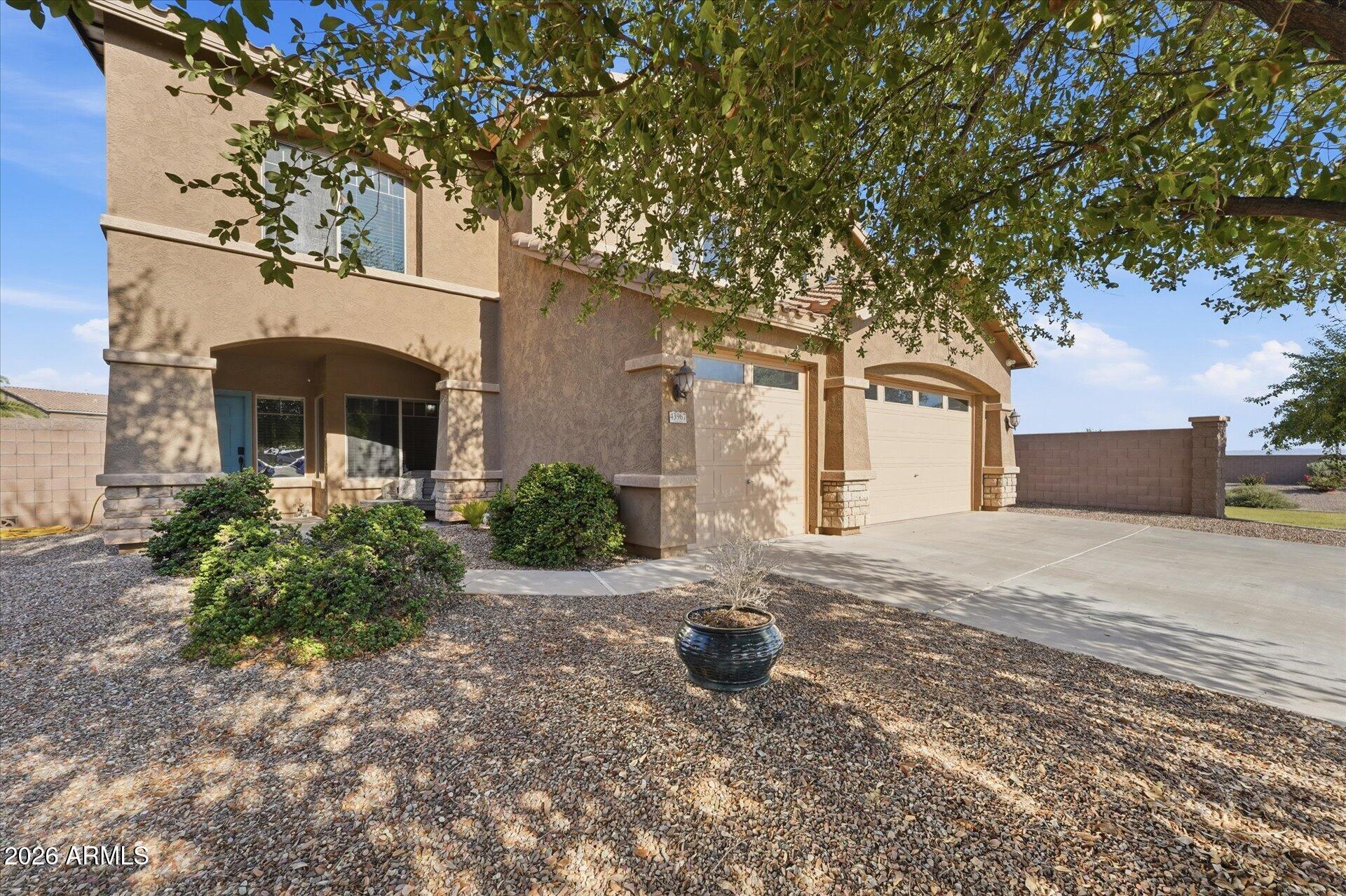 43967 W SCENIC Drive