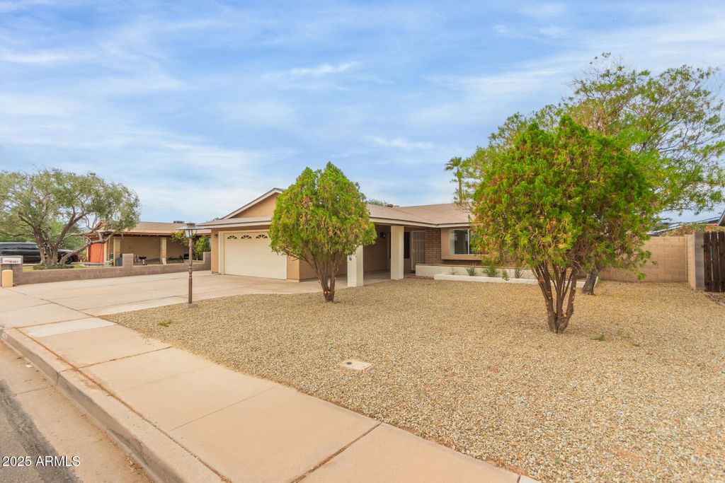 Photo of 1324 E Forge Avenue, Mesa, AZ 85204 (MLS # 6932633)