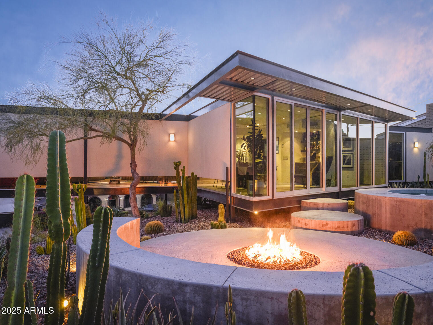 1340 E LAS PALMARITAS Drive