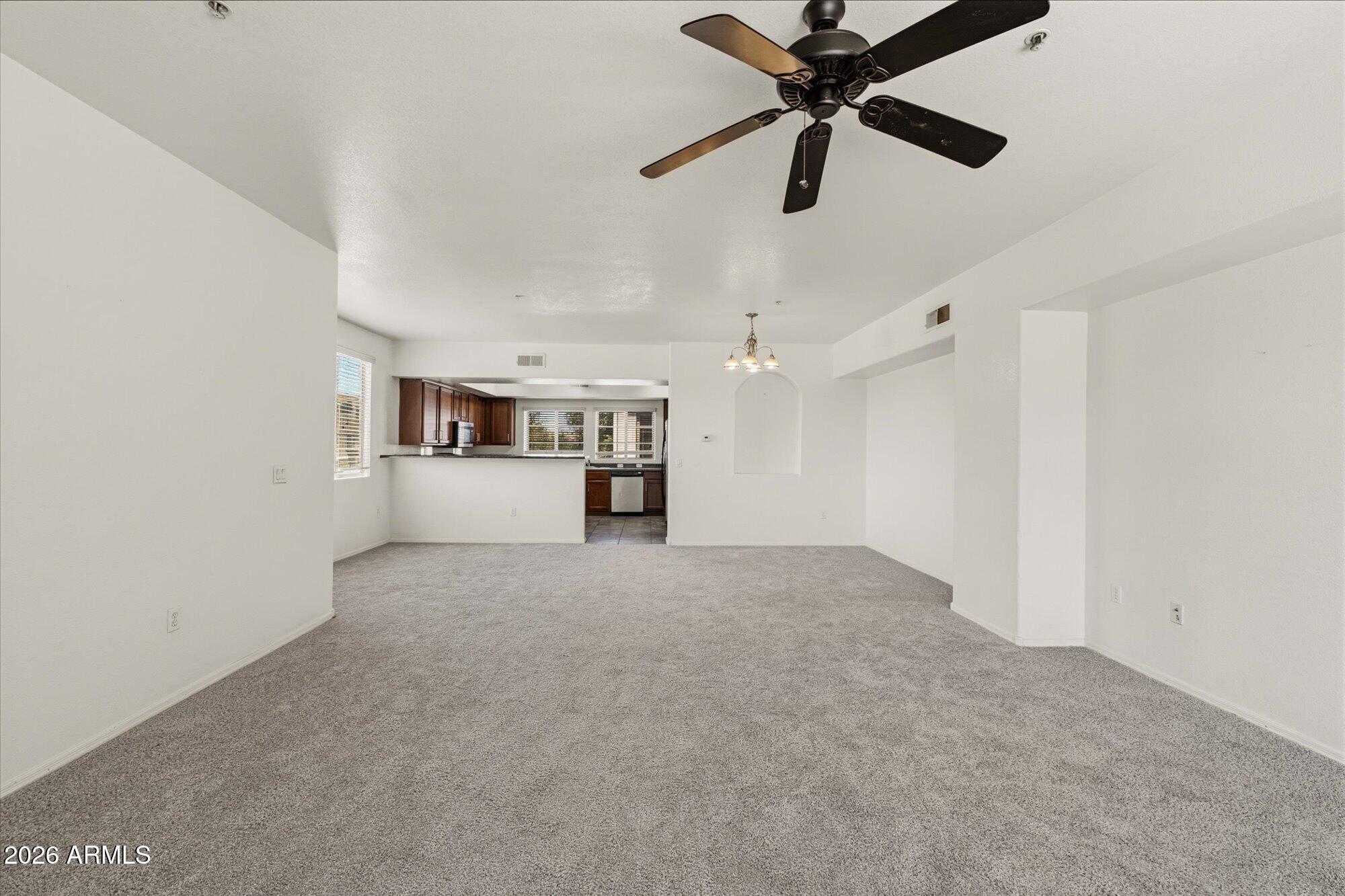 2401 E RIO SALADO Parkway 1068