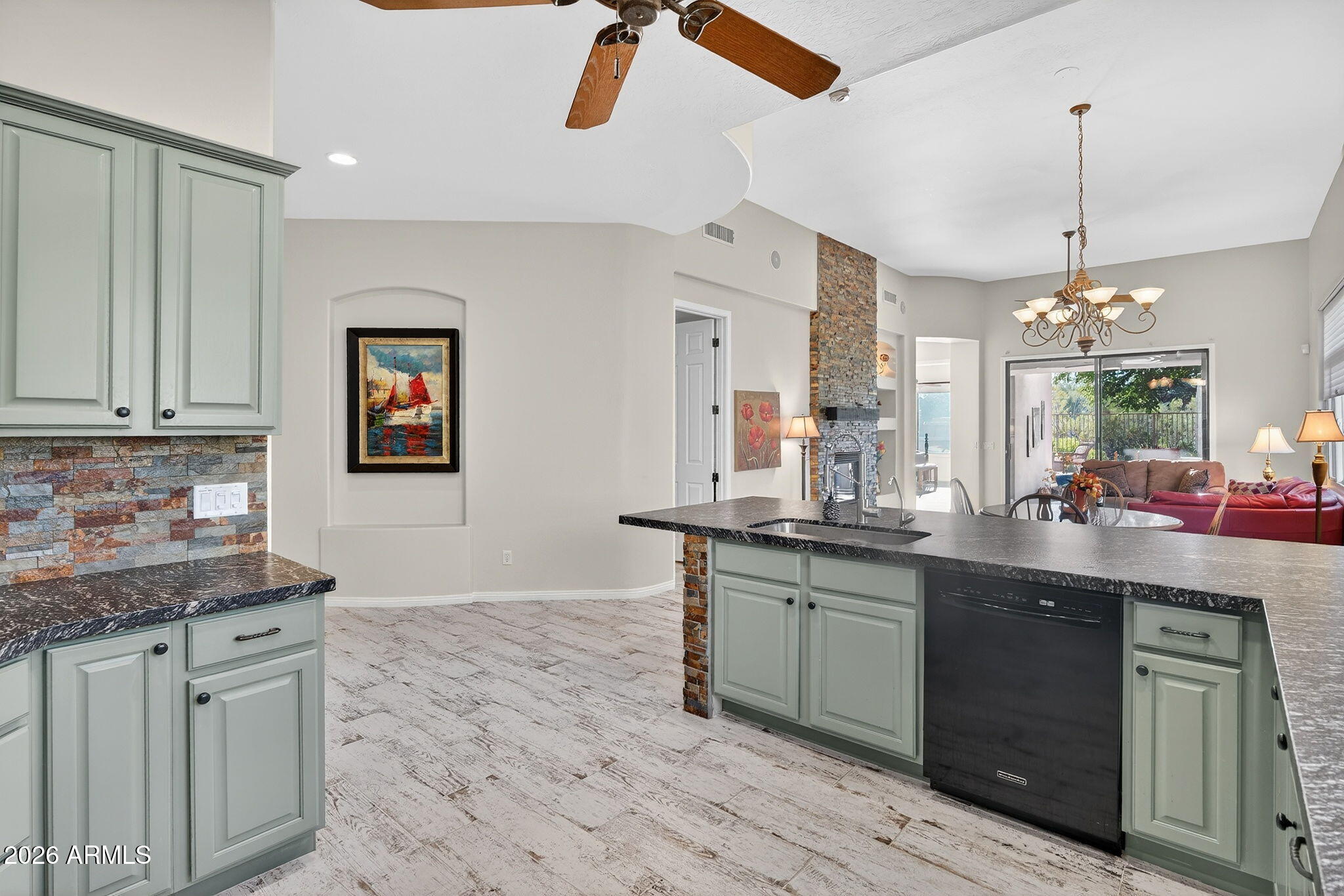 7445 E EAGLE CREST Drive 1034