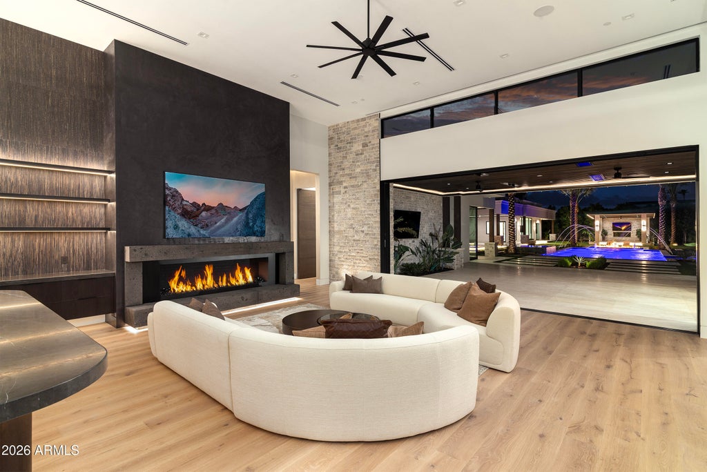 Photo of 10170 E Cholla Street, Scottsdale, AZ 85260 (MLS # 7078826)