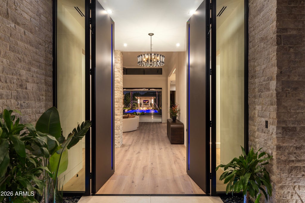 Photo of 10170 E Cholla Street, Scottsdale, AZ 85260 (MLS # 7078826)