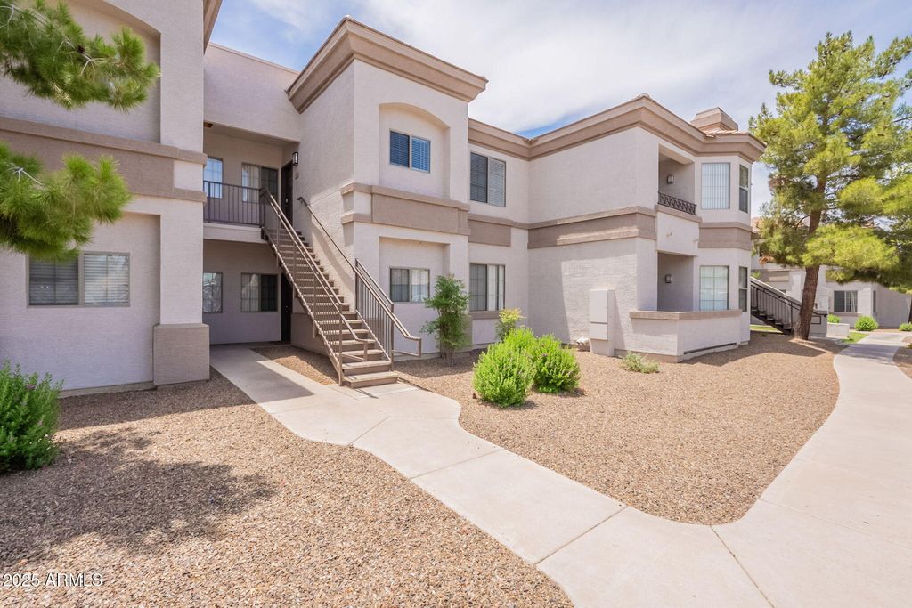 Photo of 1941 S Pierpont Drive #2073, Mesa, AZ 85206 (MLS # 7002407)