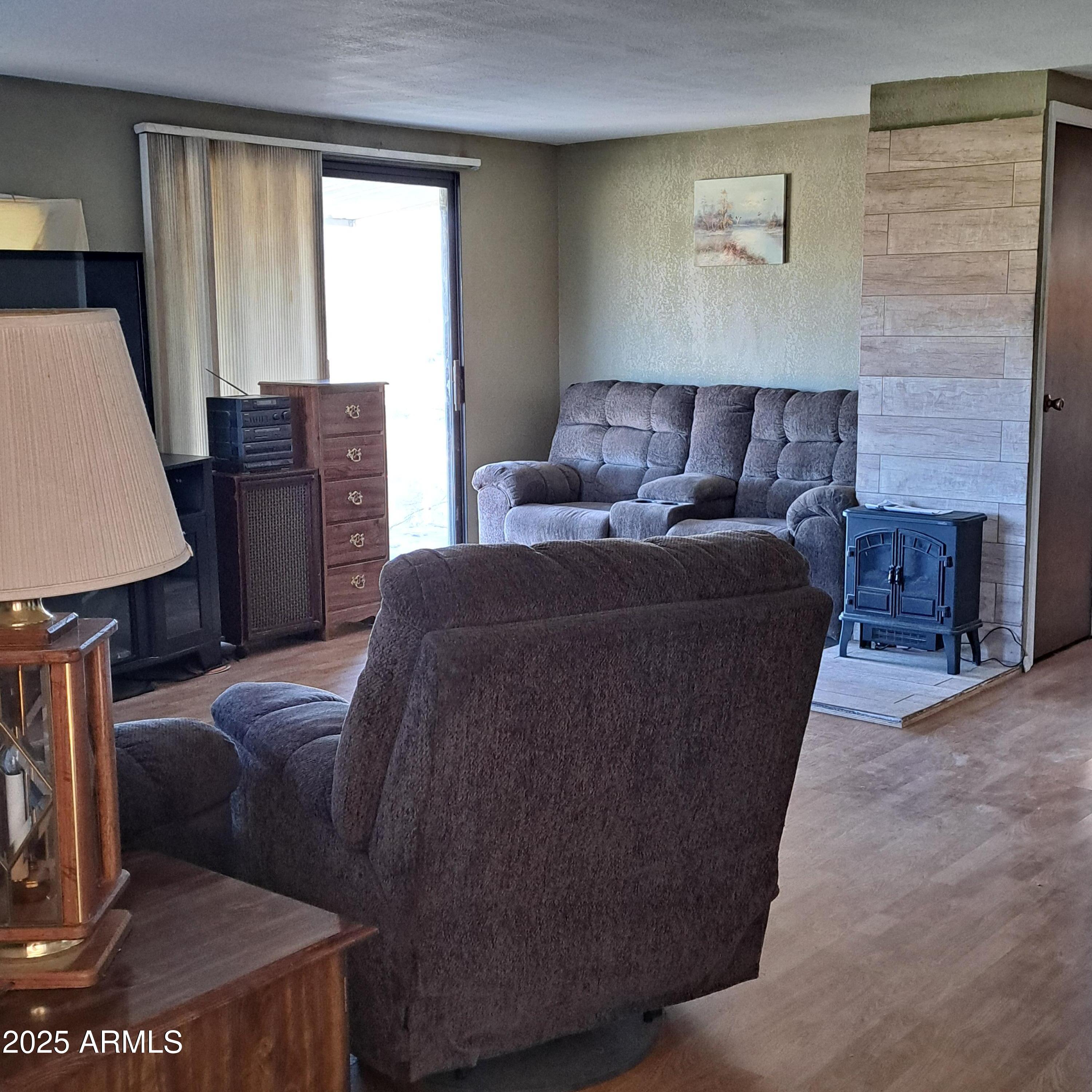 214 E MARY LOU Court