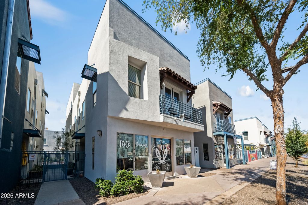 Photo of 610 E Roosevelt Street #141, Phoenix, AZ 85004 (MLS # 7026527)