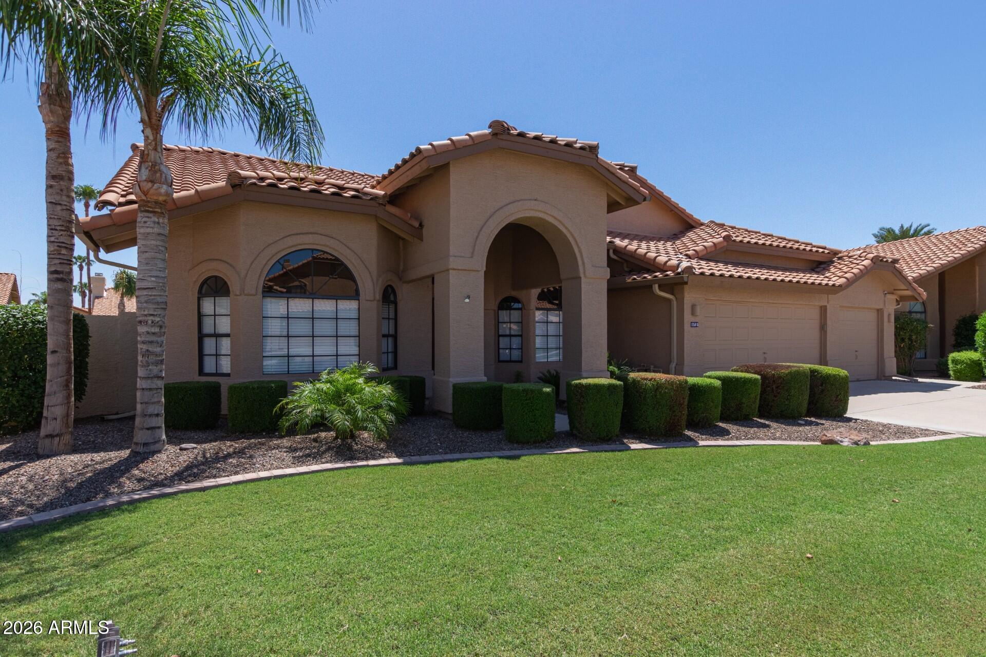 1585 W HONEYSUCKLE Lane