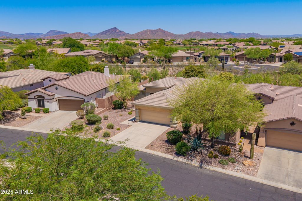 Photo of 41227 N Rolling Green Way, Anthem, AZ 85086 (MLS # 6883038)
