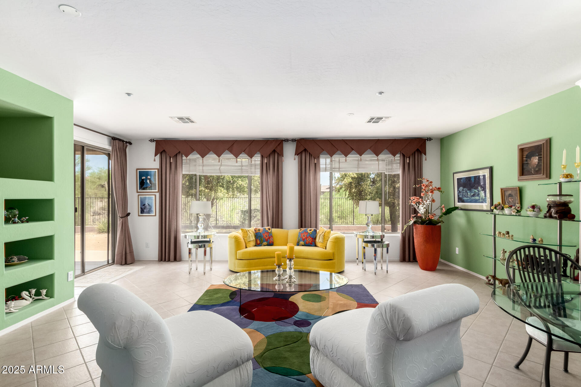 41227 N ROLLING GREEN Way
