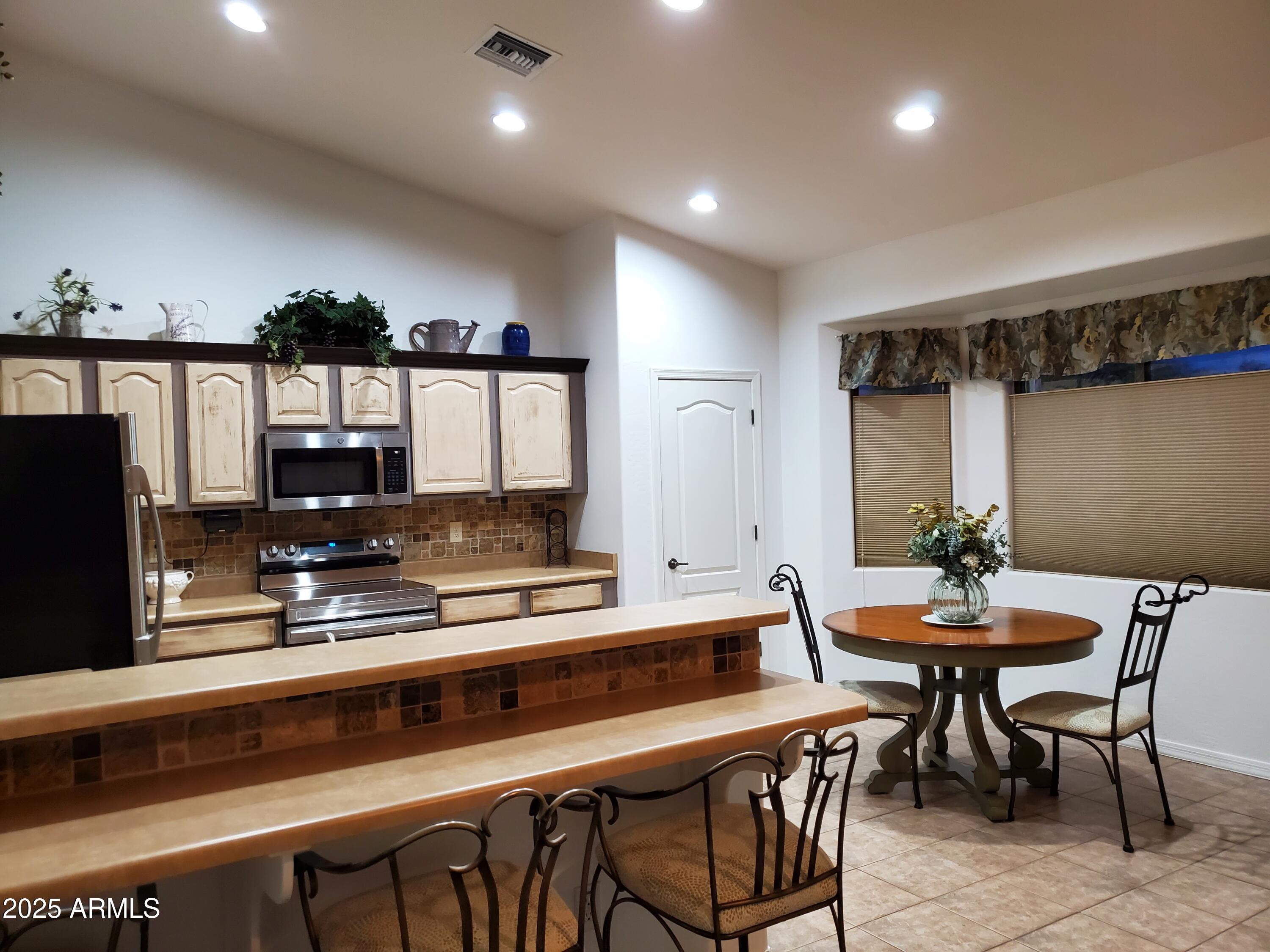 2101 S MERIDIAN Road 437