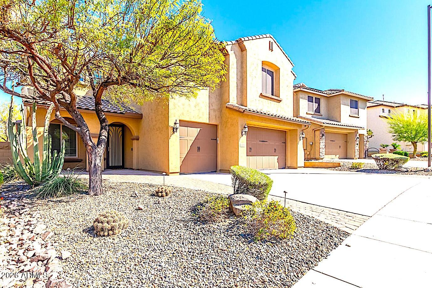 2012 W CHIMNEY ROCK Road