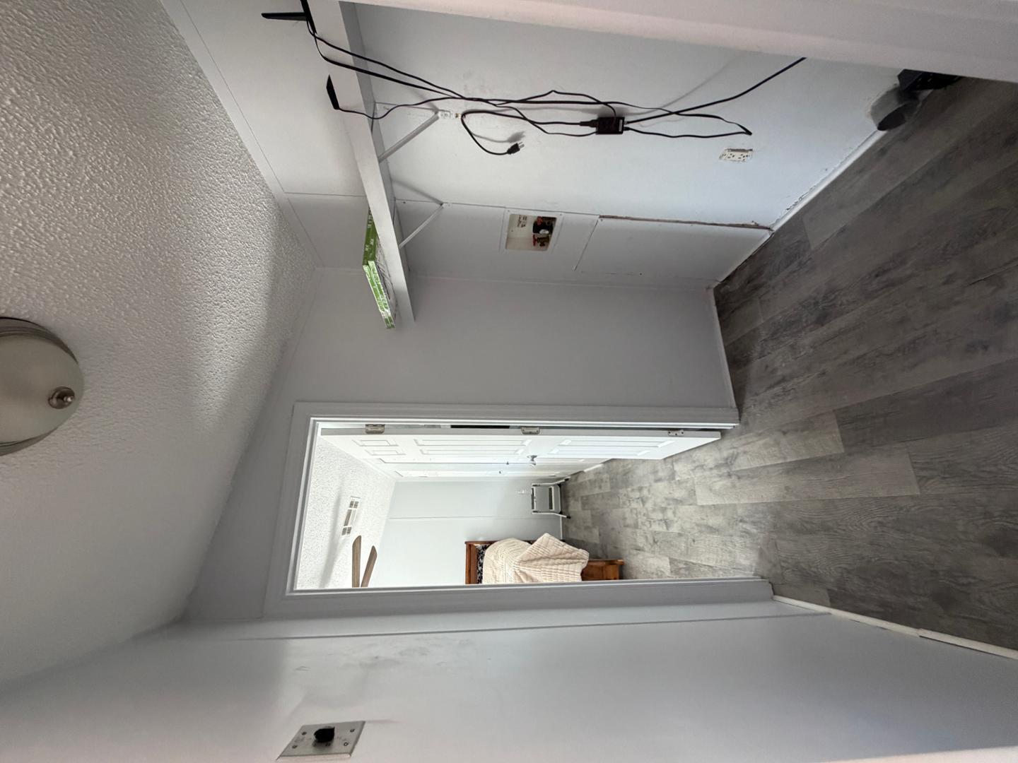 142 W Maryvale Drive