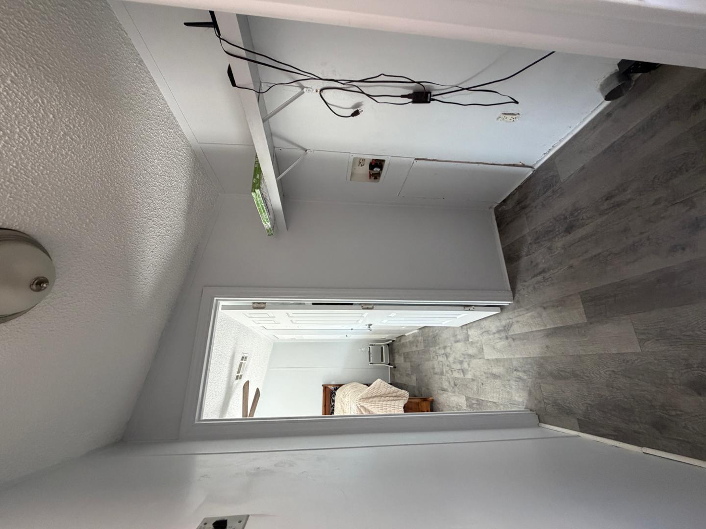 142 W Maryvale Drive