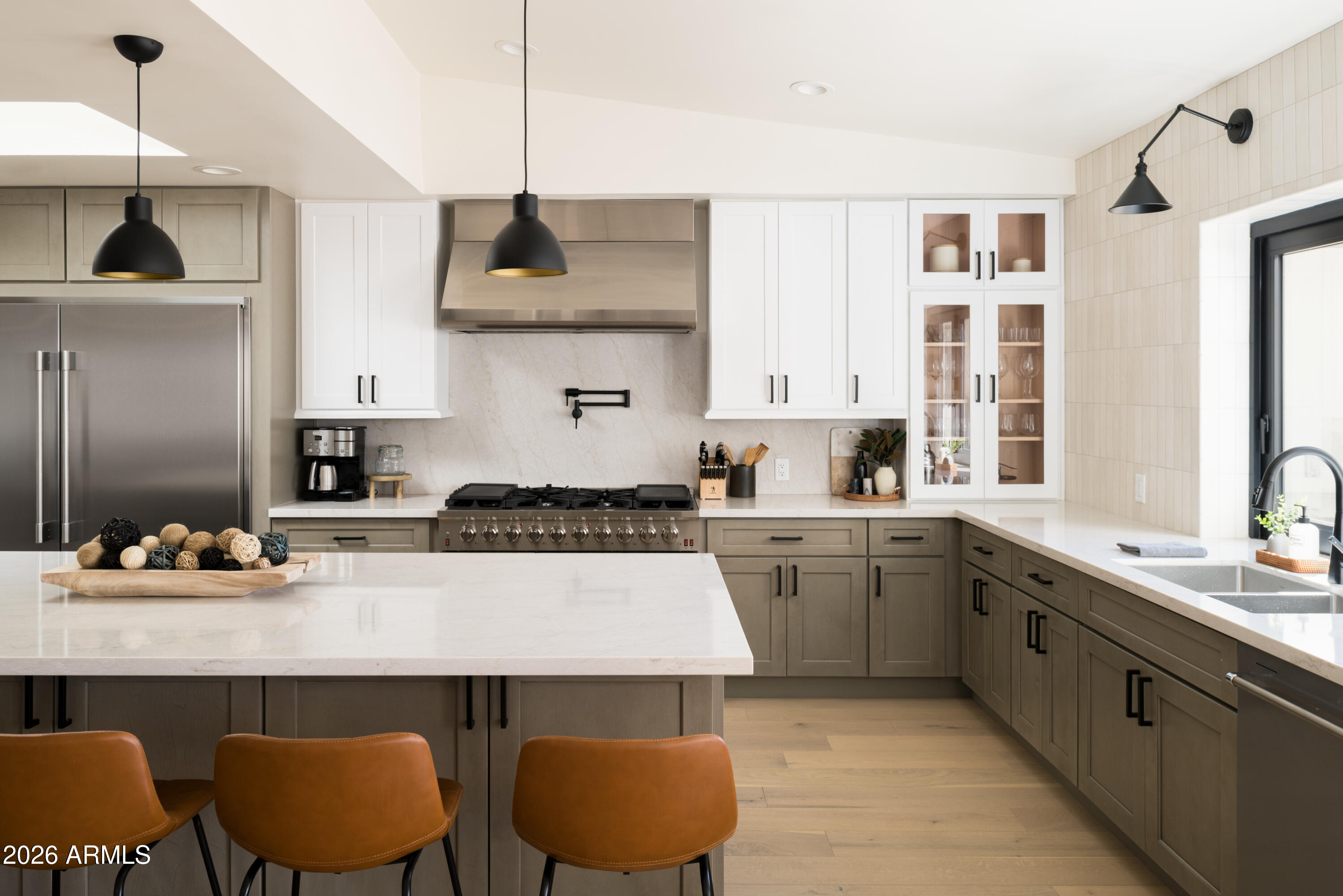 9833 E DESERT COVE Avenue