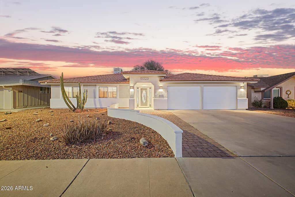 Photo of 10223 W Desert Hills Drive, Sun City, AZ 85351 (MLS # 7044392)