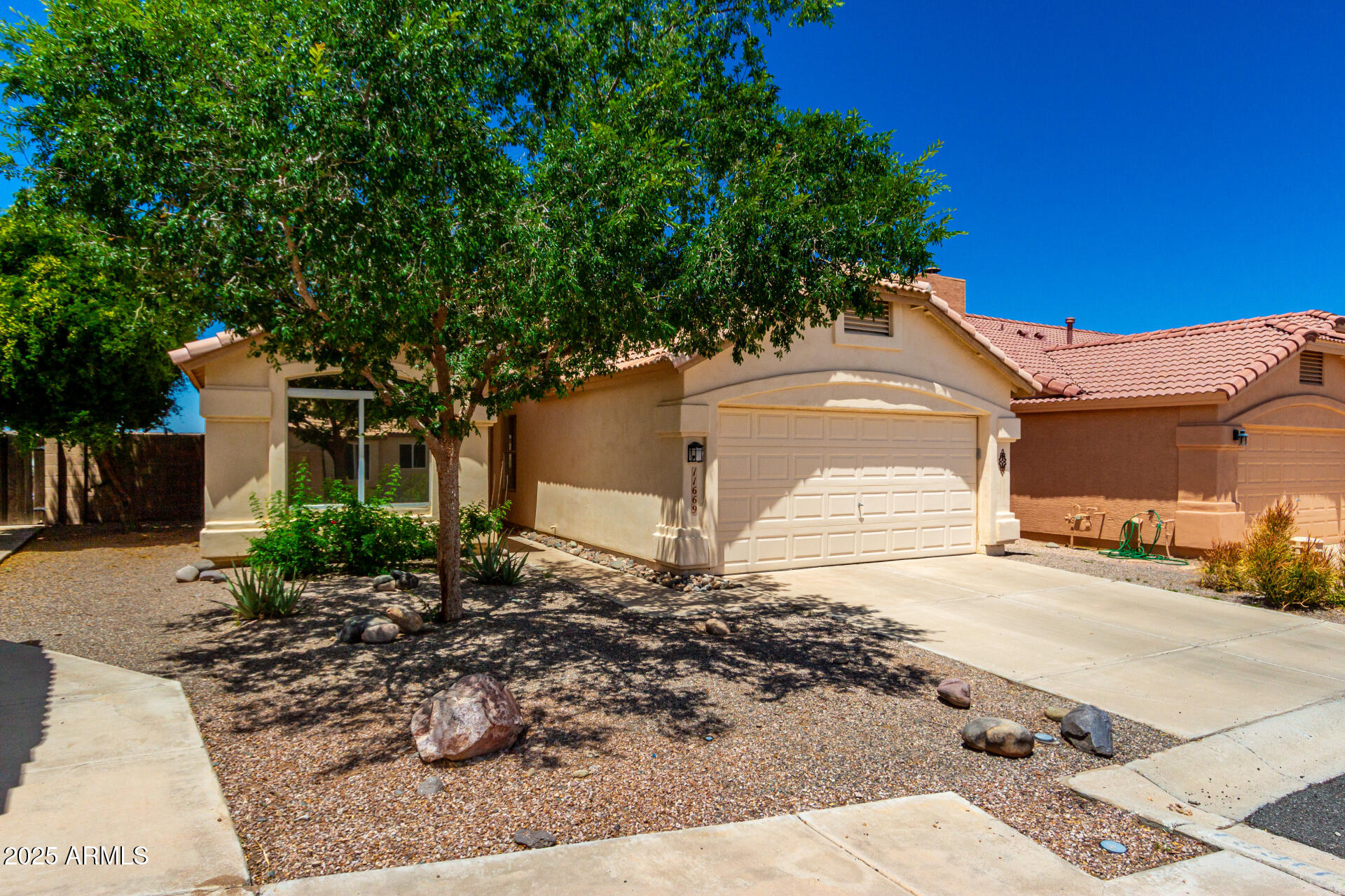 Homes 2 11669 W PINE MOUNTAIN Court