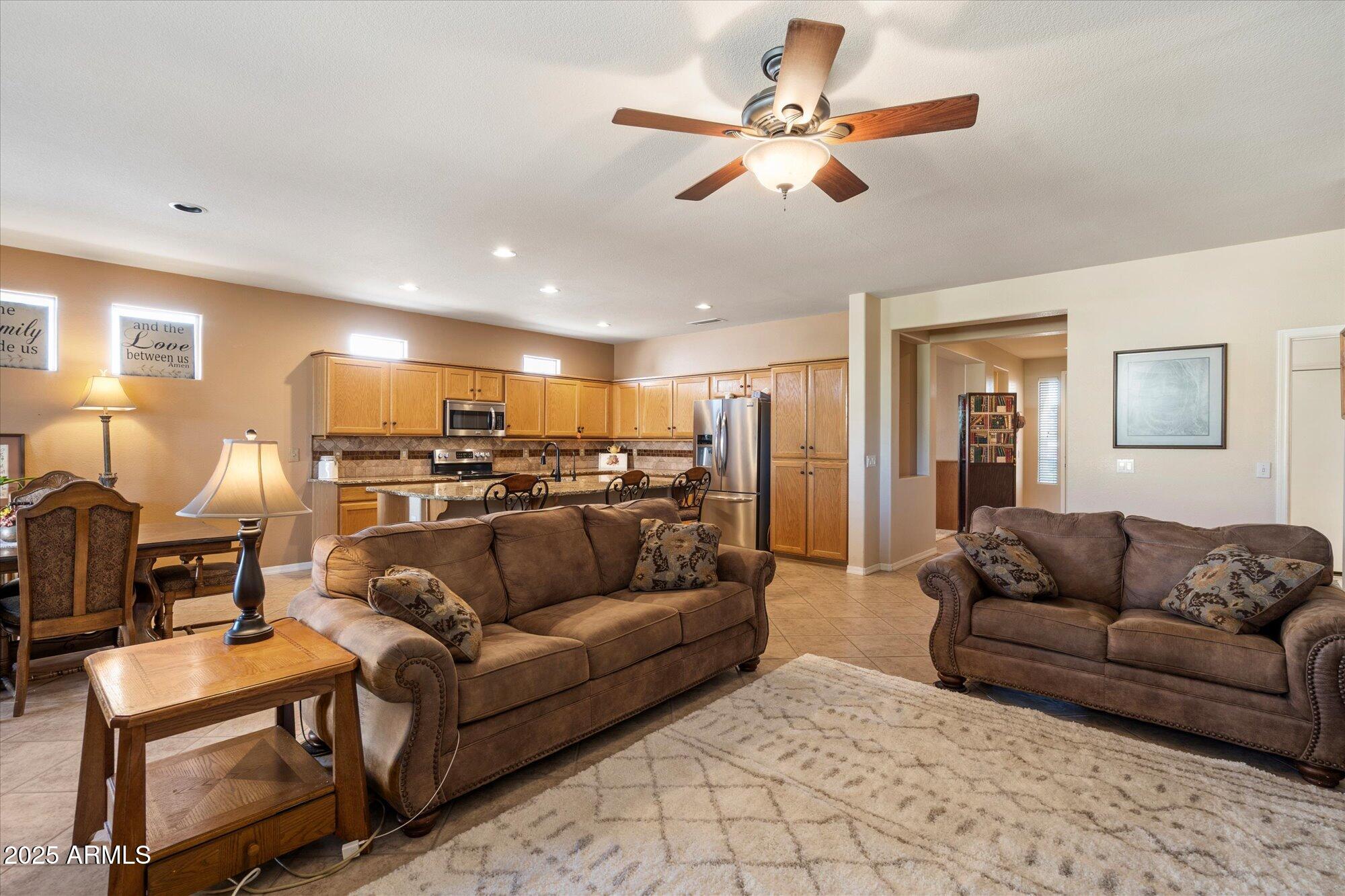 11008 W CIMARRON Drive