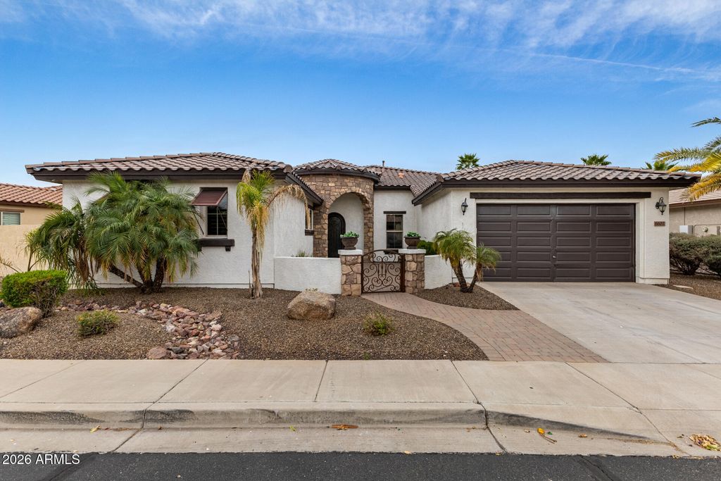 Photo of 6602 S Bridal Vail Drive, Gilbert, AZ 85298 (MLS # 6984692)